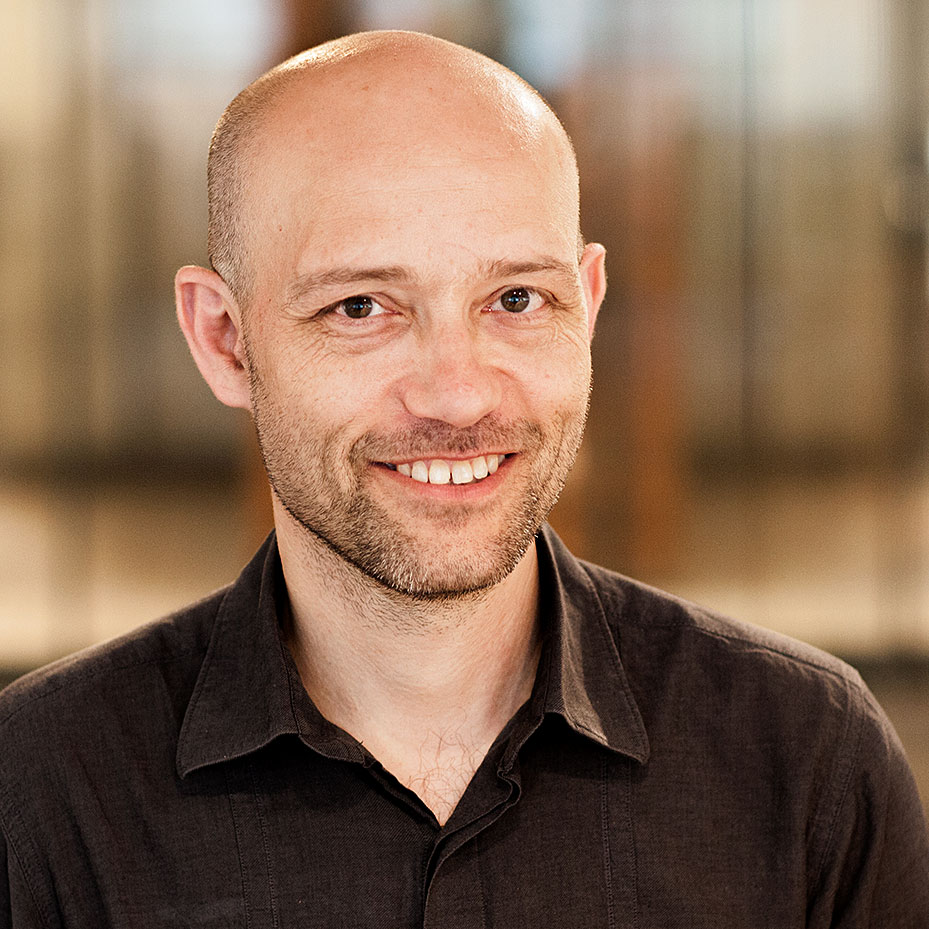 Adam_Garfunkel_2413_929-1755723850