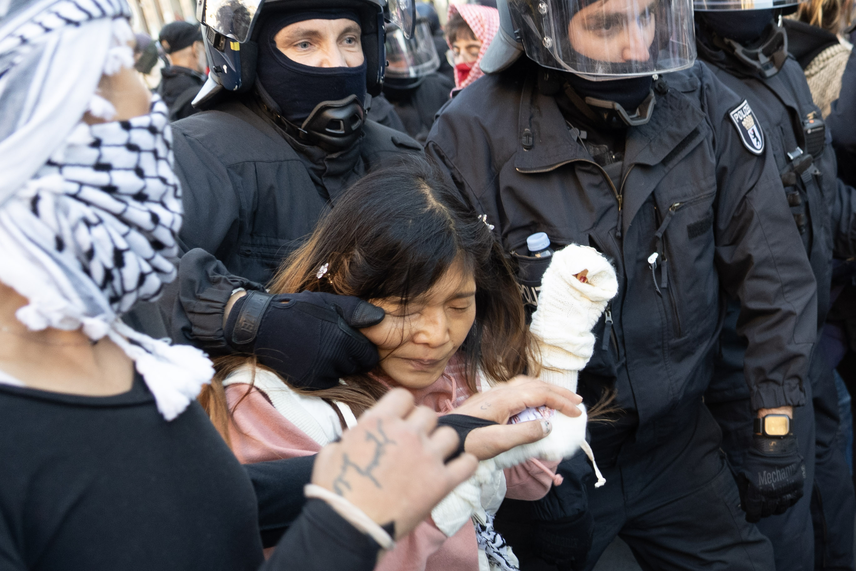 More than 100,000 rally in Berlin against German support for Israel