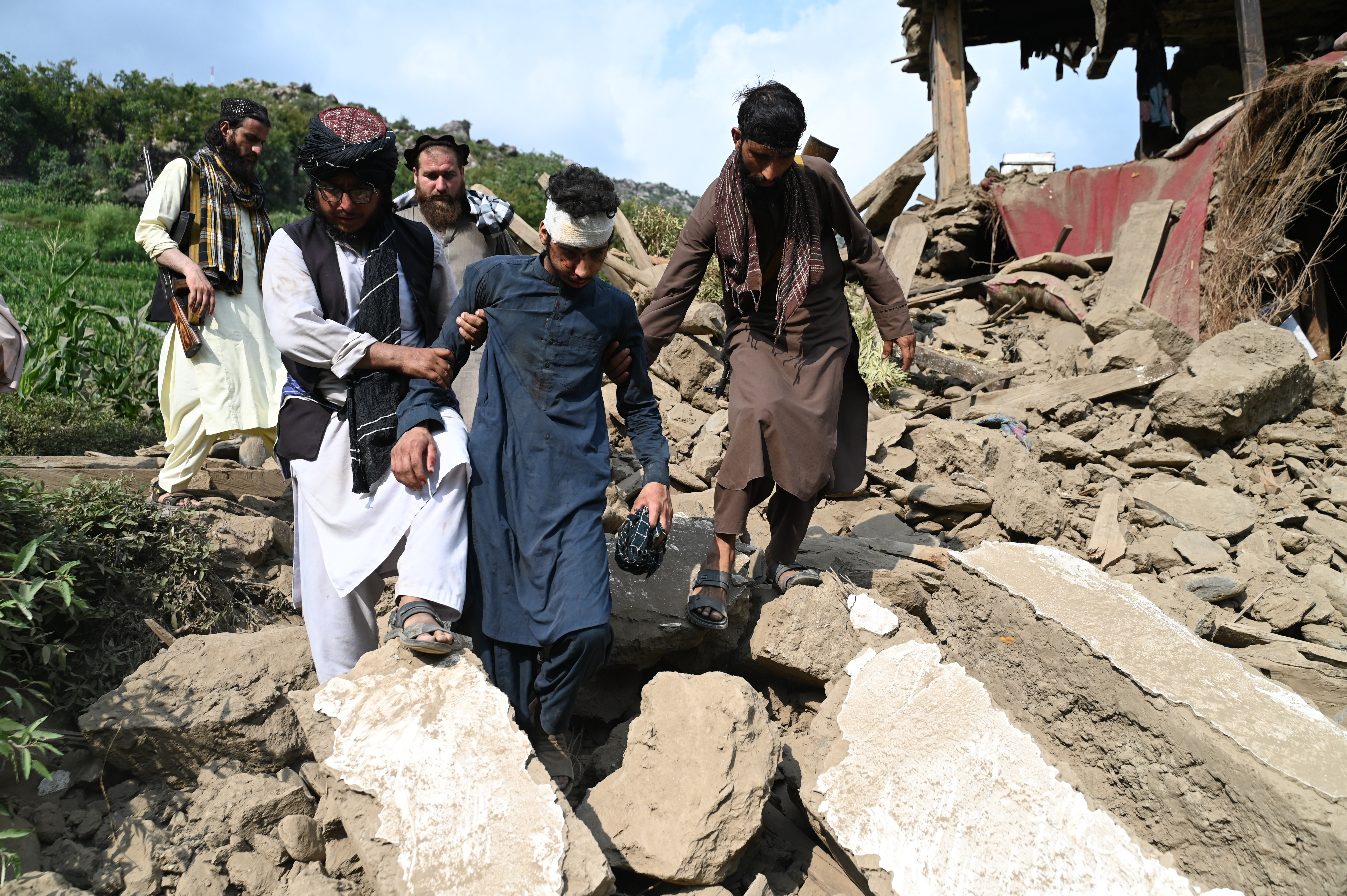 Search for survivors after deadly Afghanistan earthquake