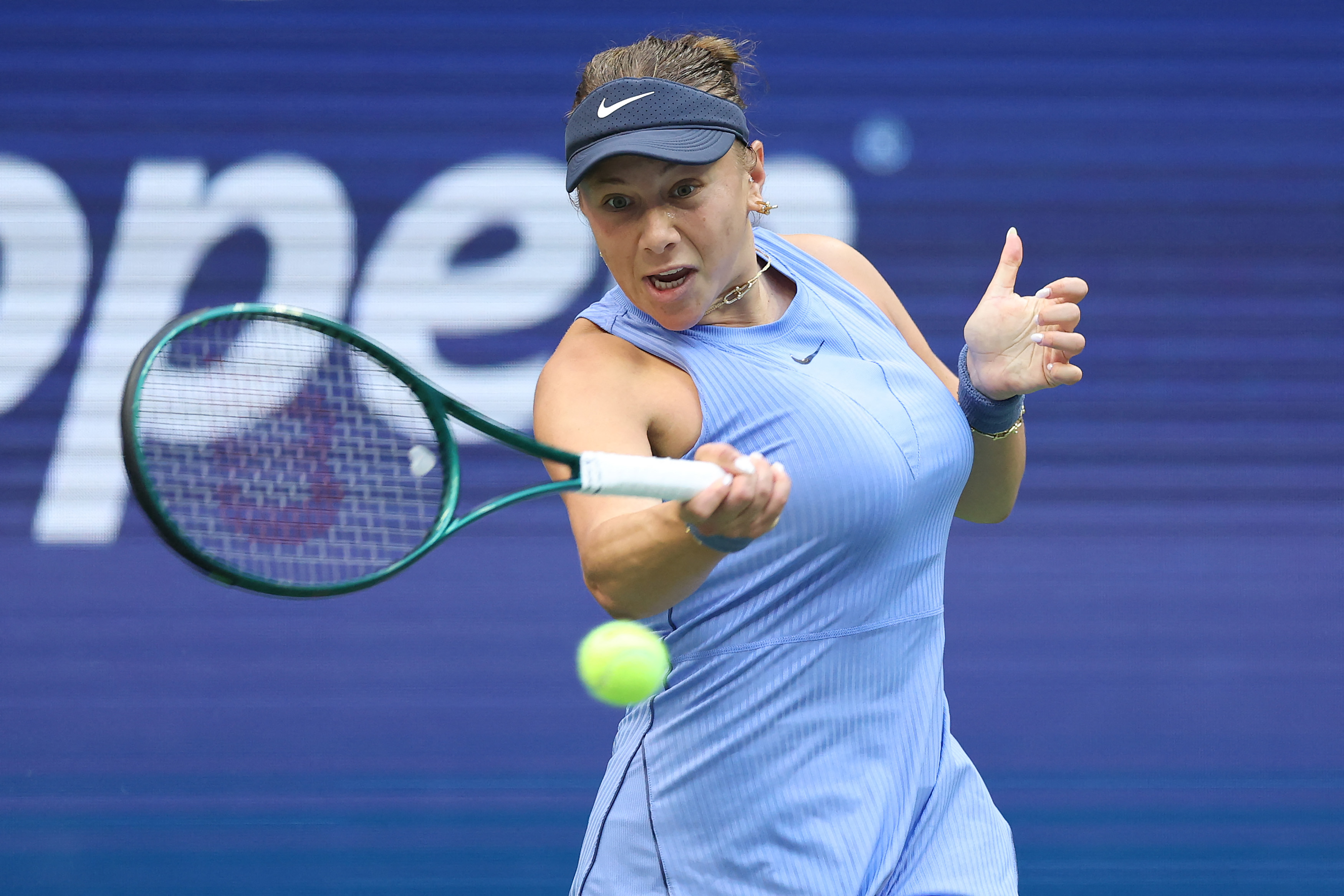 Amanda Anisimova in action.