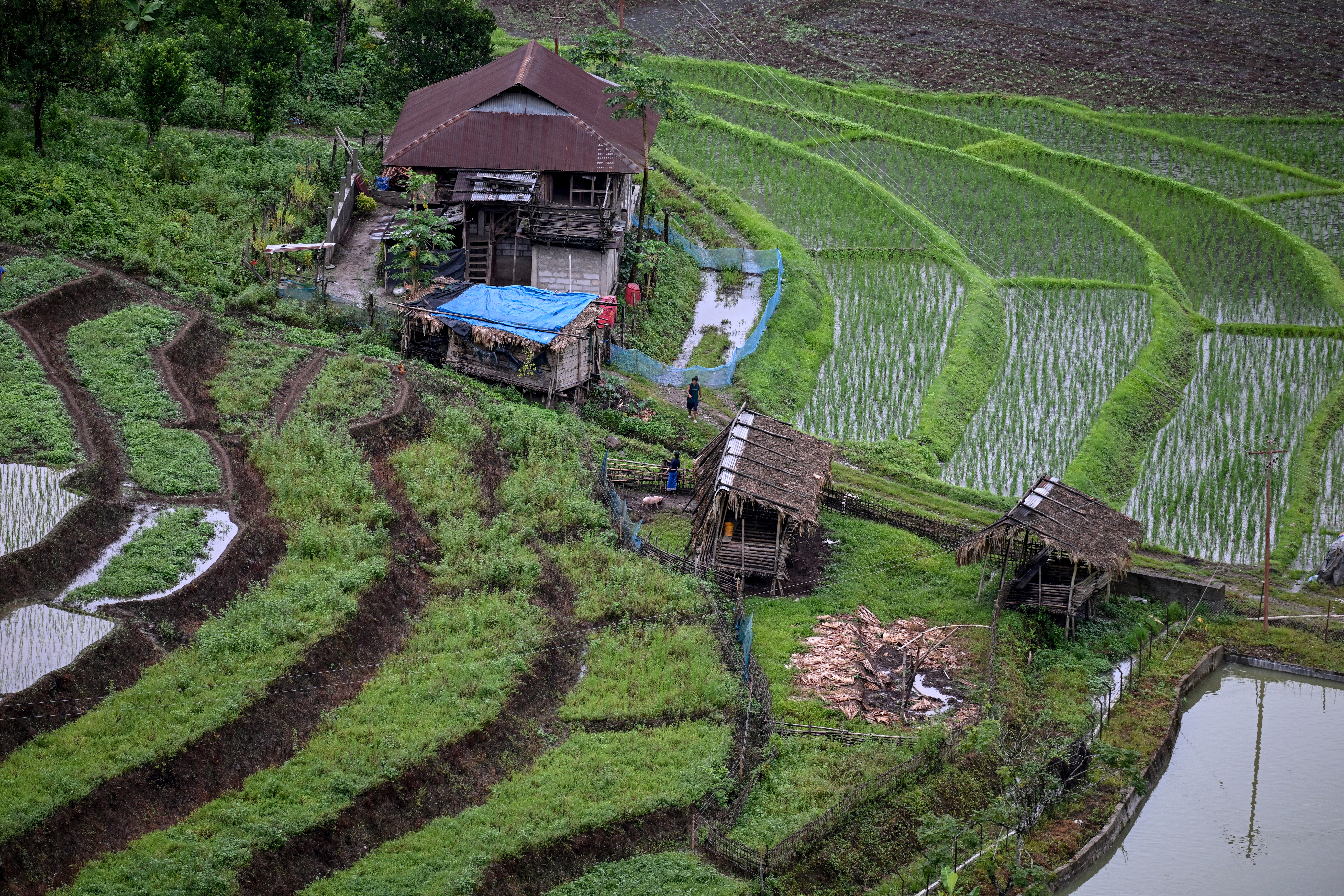 Tribesmen protest India's mega-dam plan to counter China