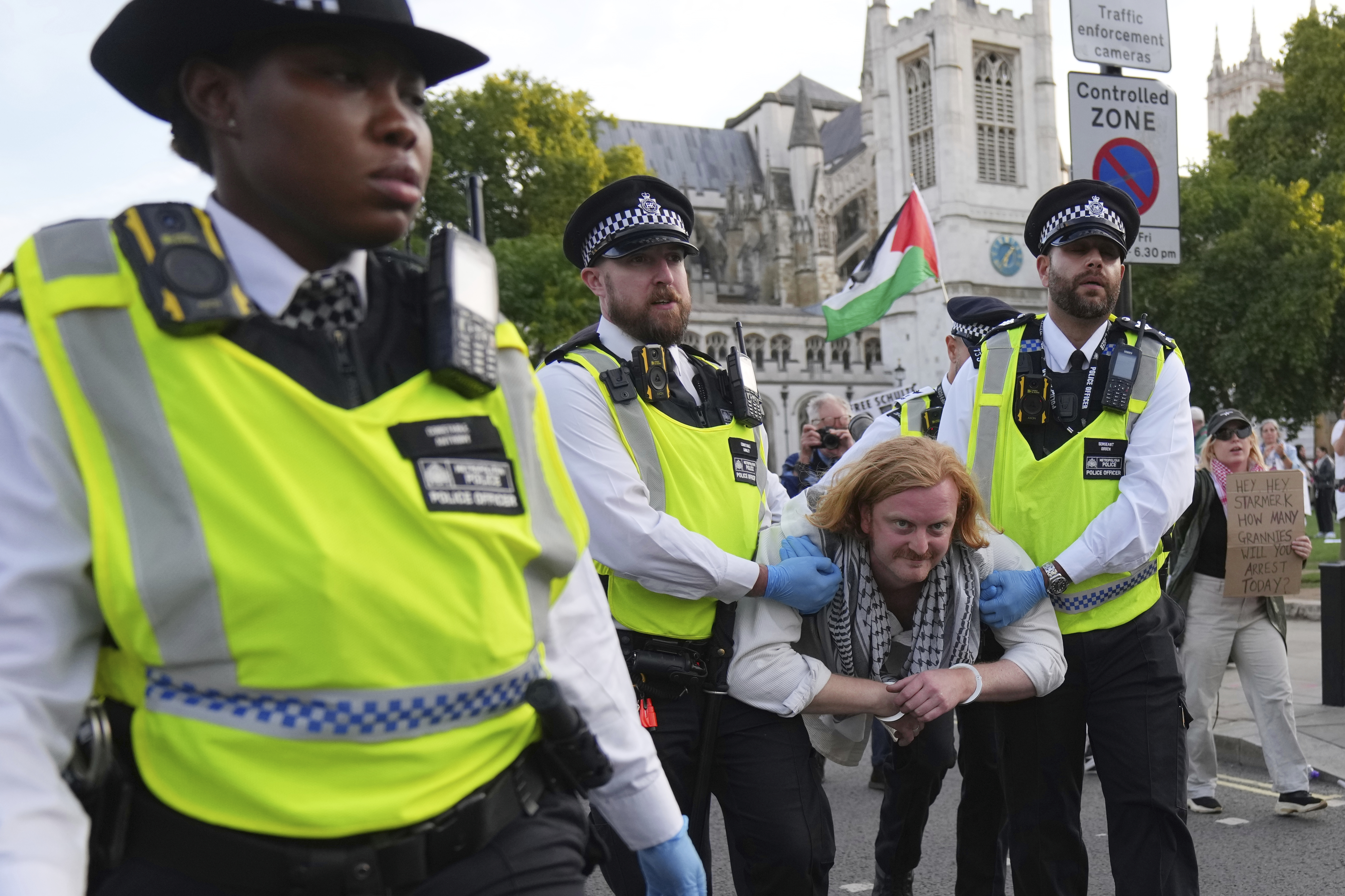 British police detain over 400 at pro-Palestine London protest