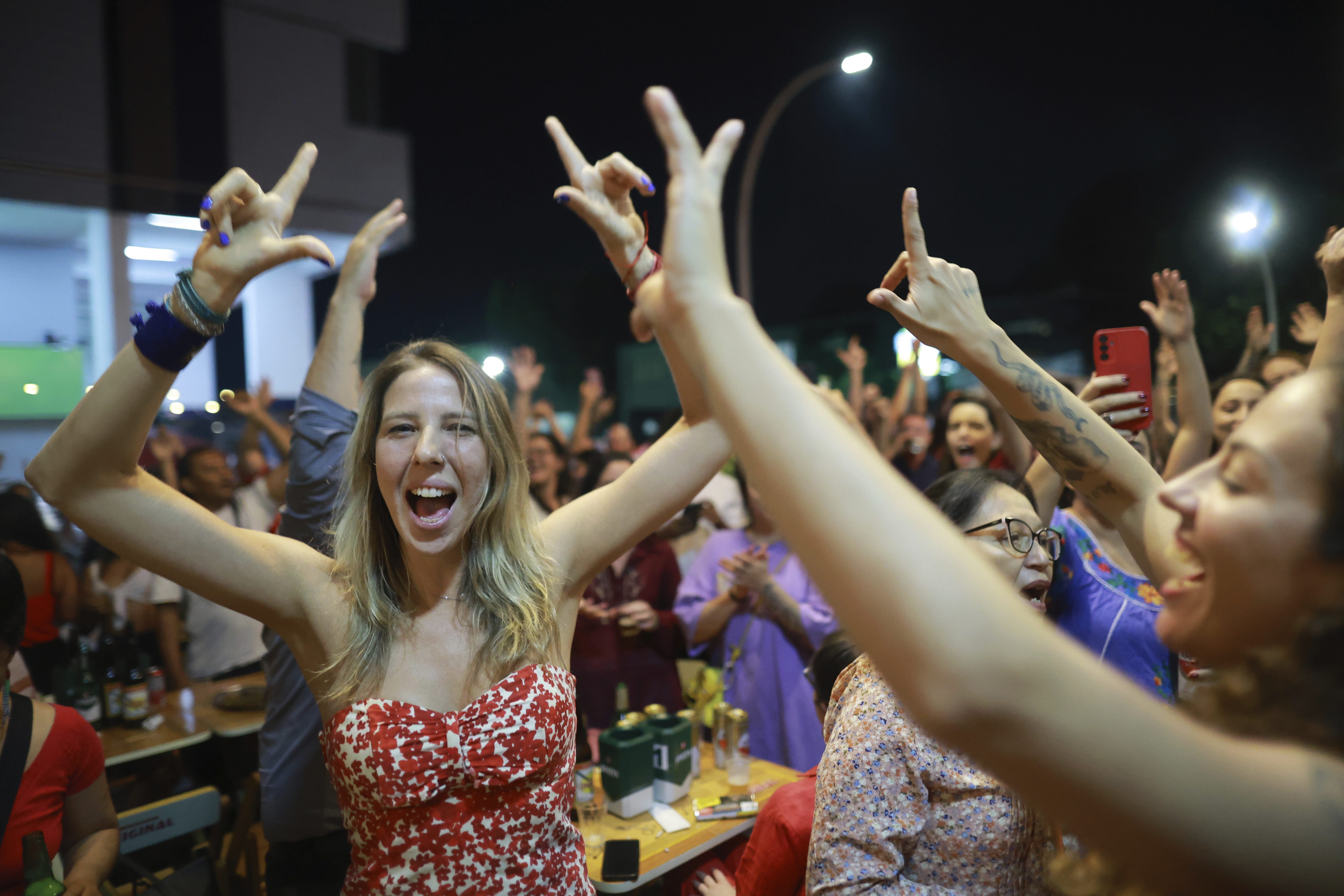 Opponents of Bolsonaro cheer after trial