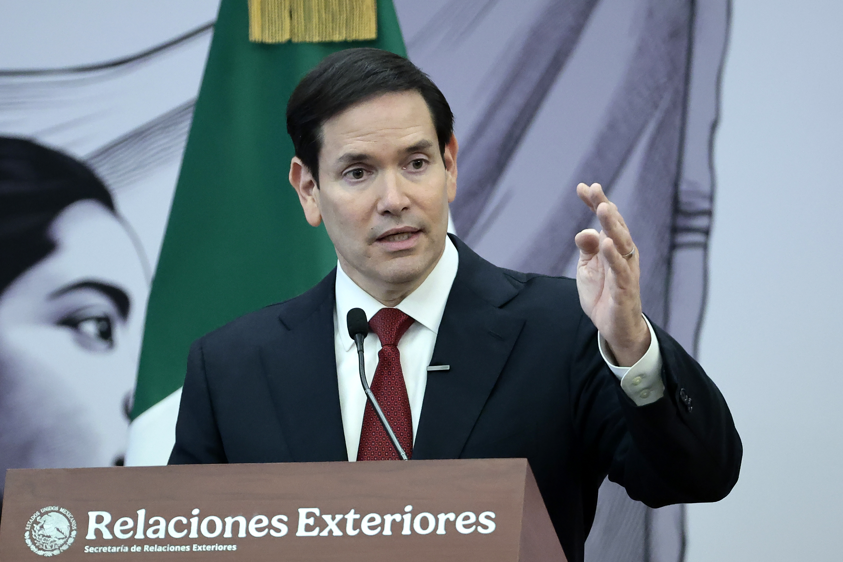 epa12350306 US Secretary of State Marco Rubio speaks during a press conference at the Mexican Foreign Ministry in Mexico City, Mexico, 03 September 2025. Rubio is visiting Mexico and Ecuador from 02 to 04 September to discuss US priorities, including dismantling cartels, stopping fentanyl trafficking, curbing illegal immigration, and fostering economic prosperity. EPA/JOSE MENDEZ
