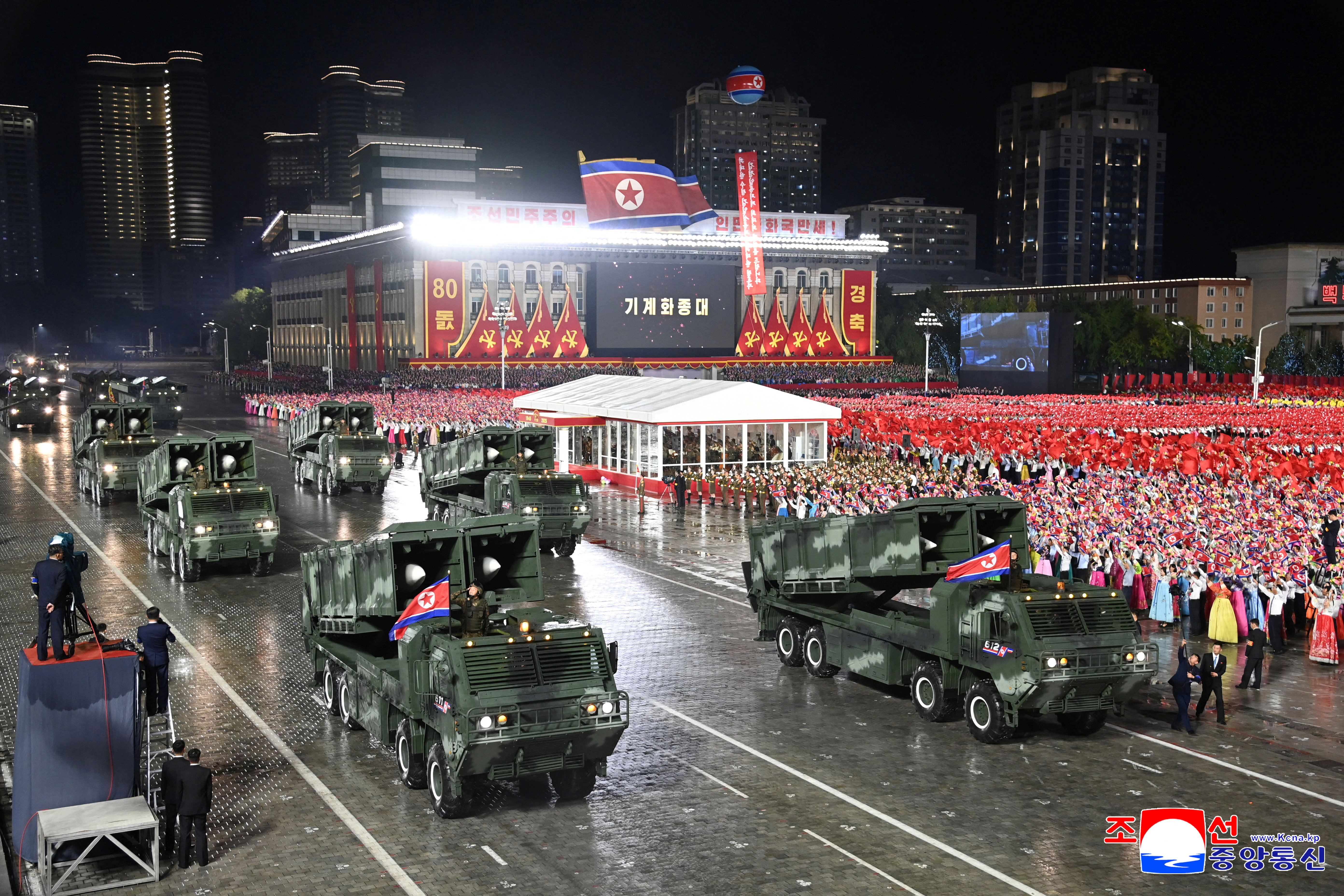 Kim showcases new missile in grand North Korean military parade