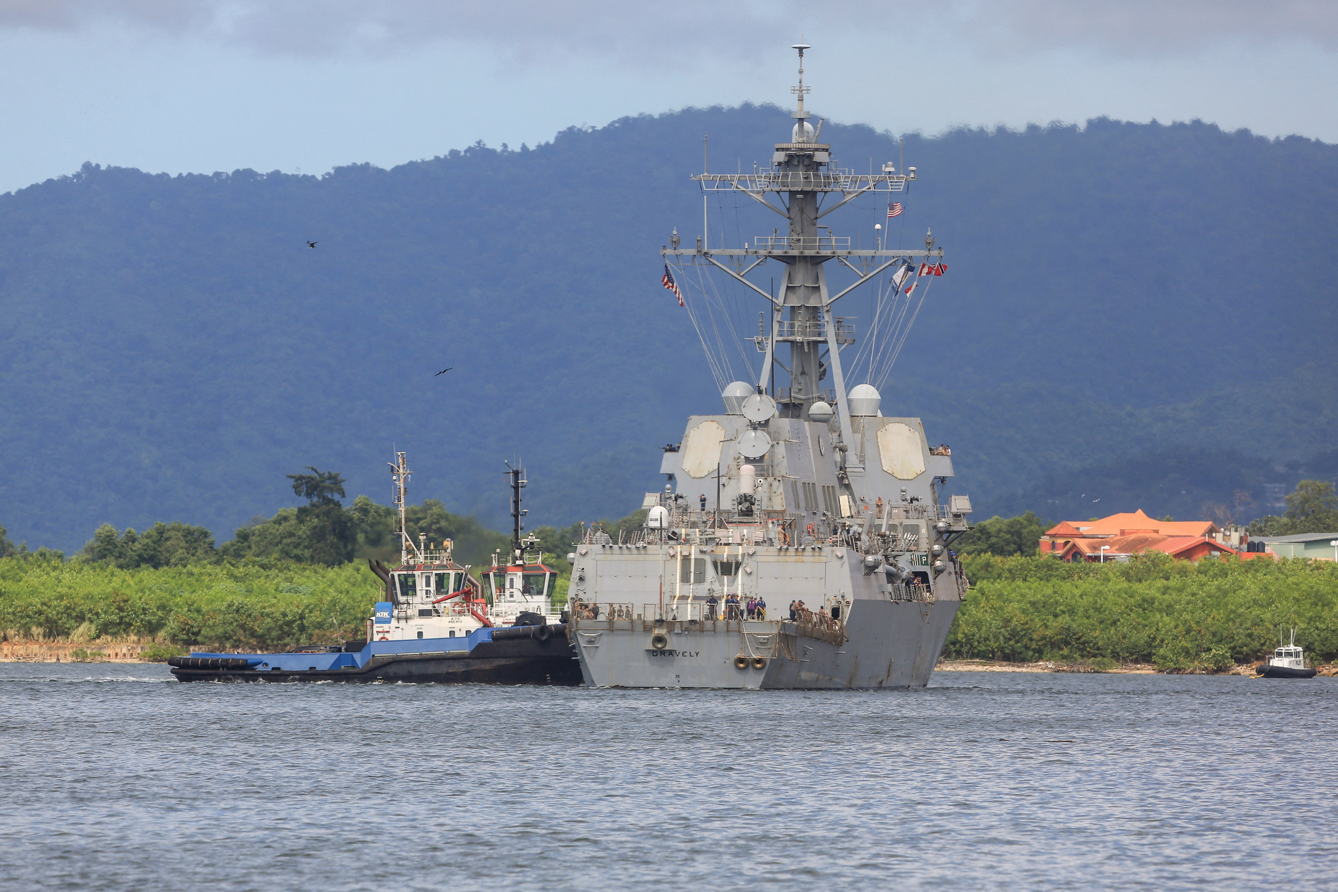 The U.S. Navy destroyer USS Gravely approaches Port of Spain [Andrea De Silva/Reuters]