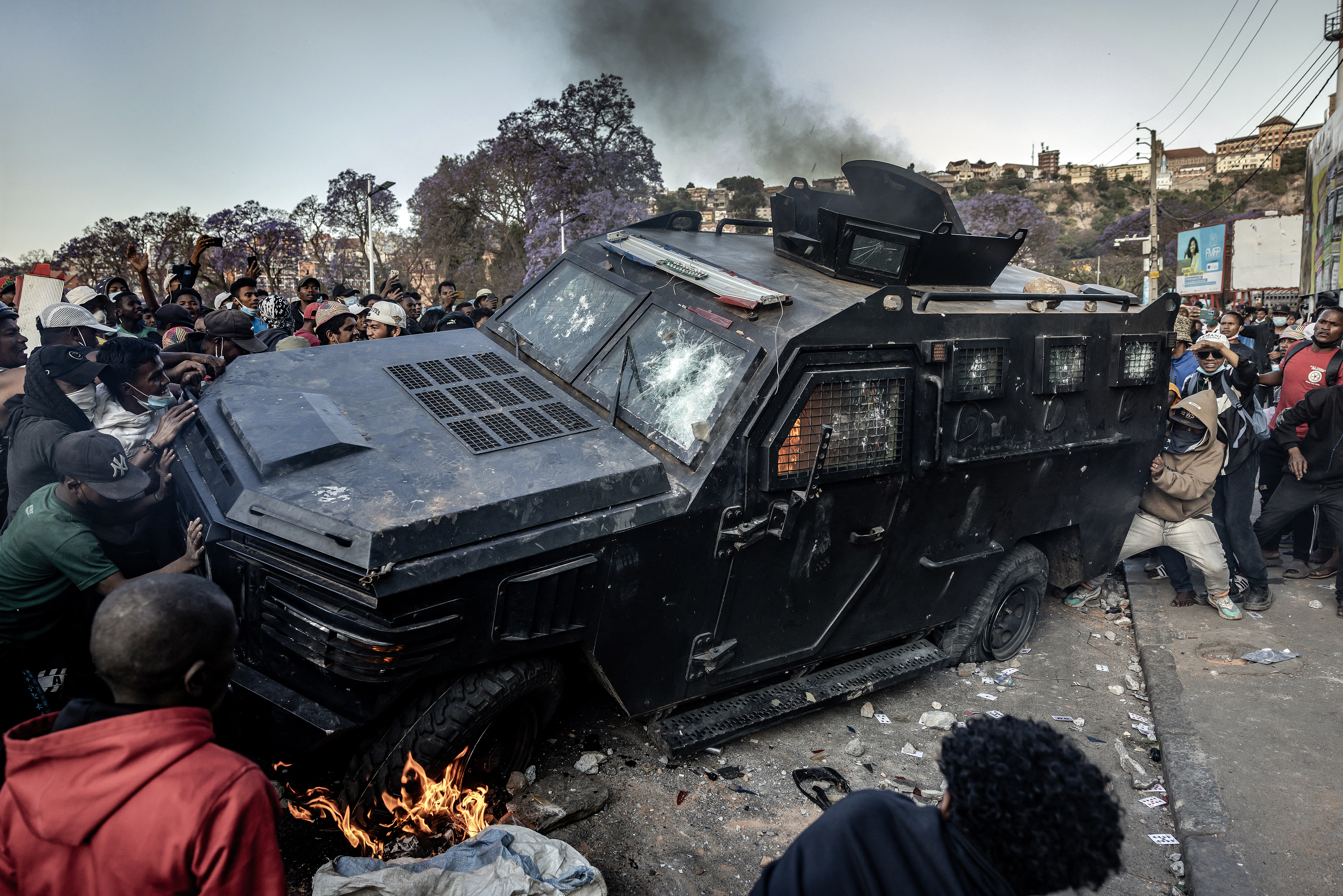 Madagascar soldiers join protesters in Antananarivo