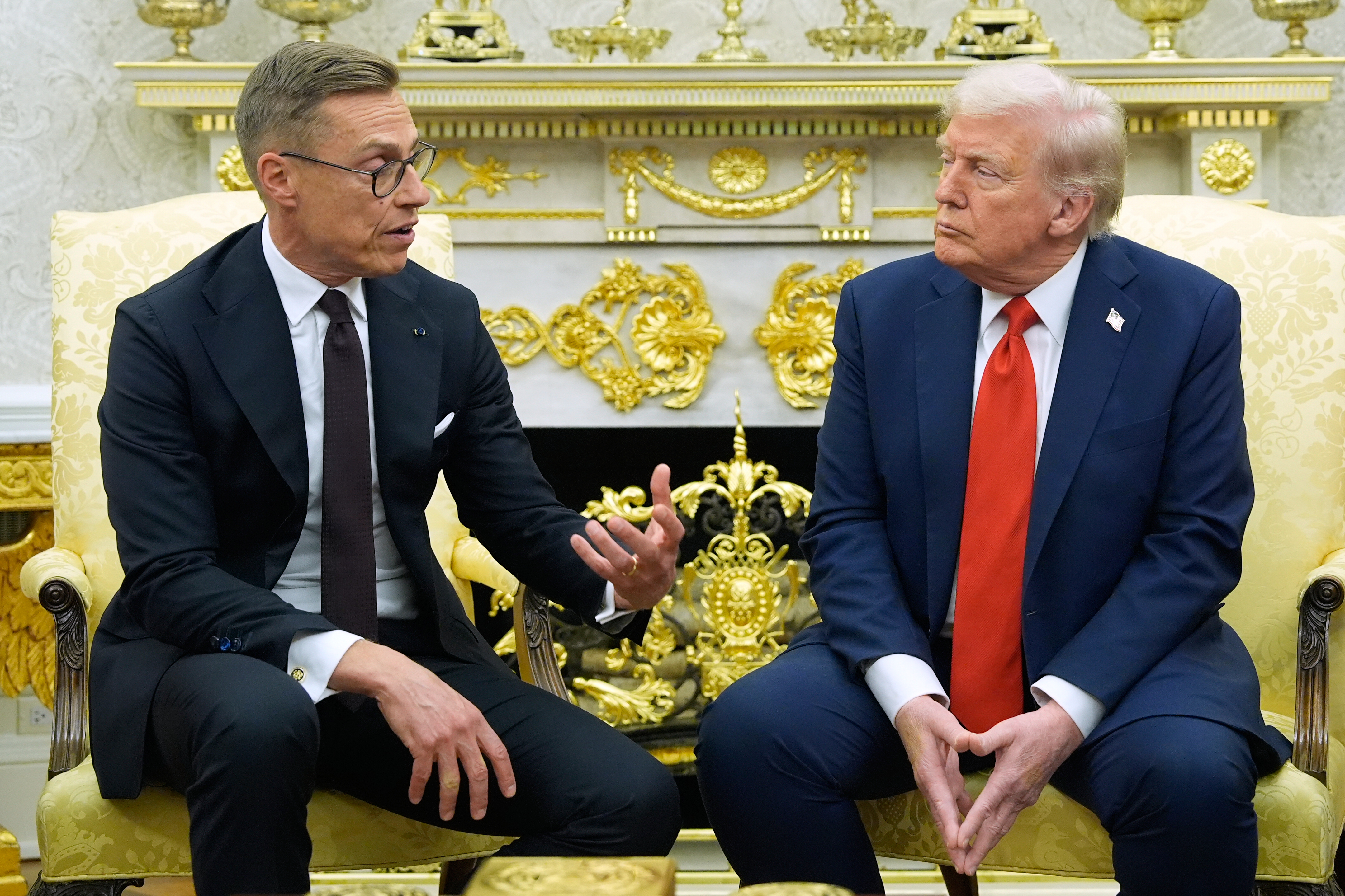 Donald Trump and Alexander Stubb seated in the Oval Office
