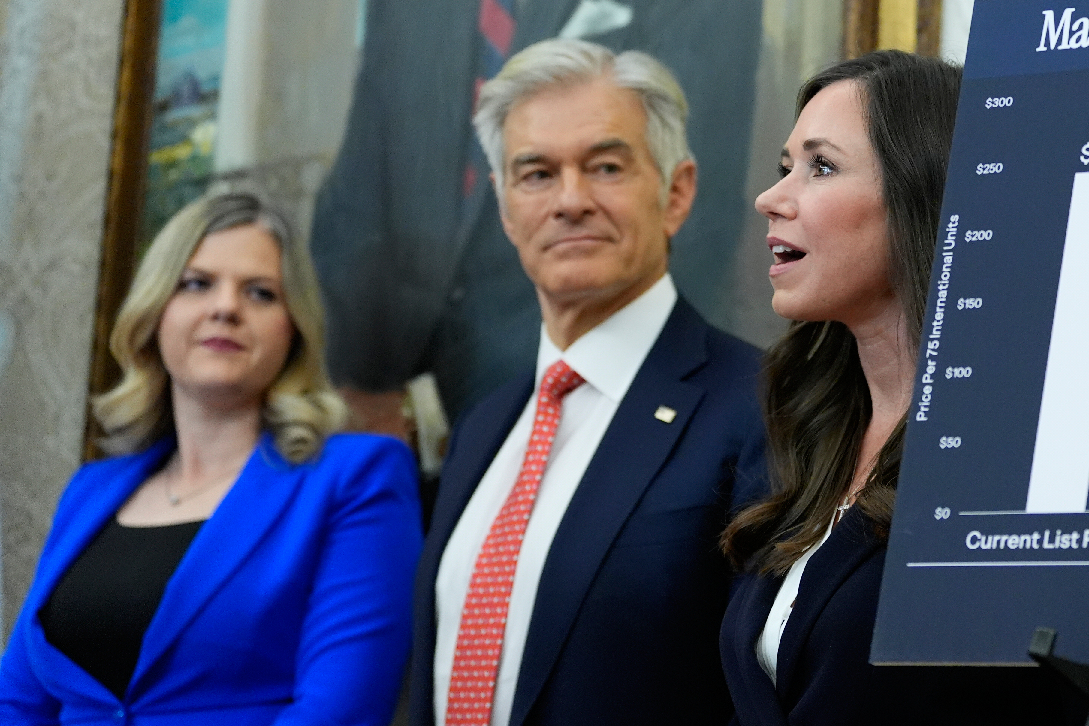 Katie Britt, Mehmet Oz, and Heidi Overton in the Oval Office