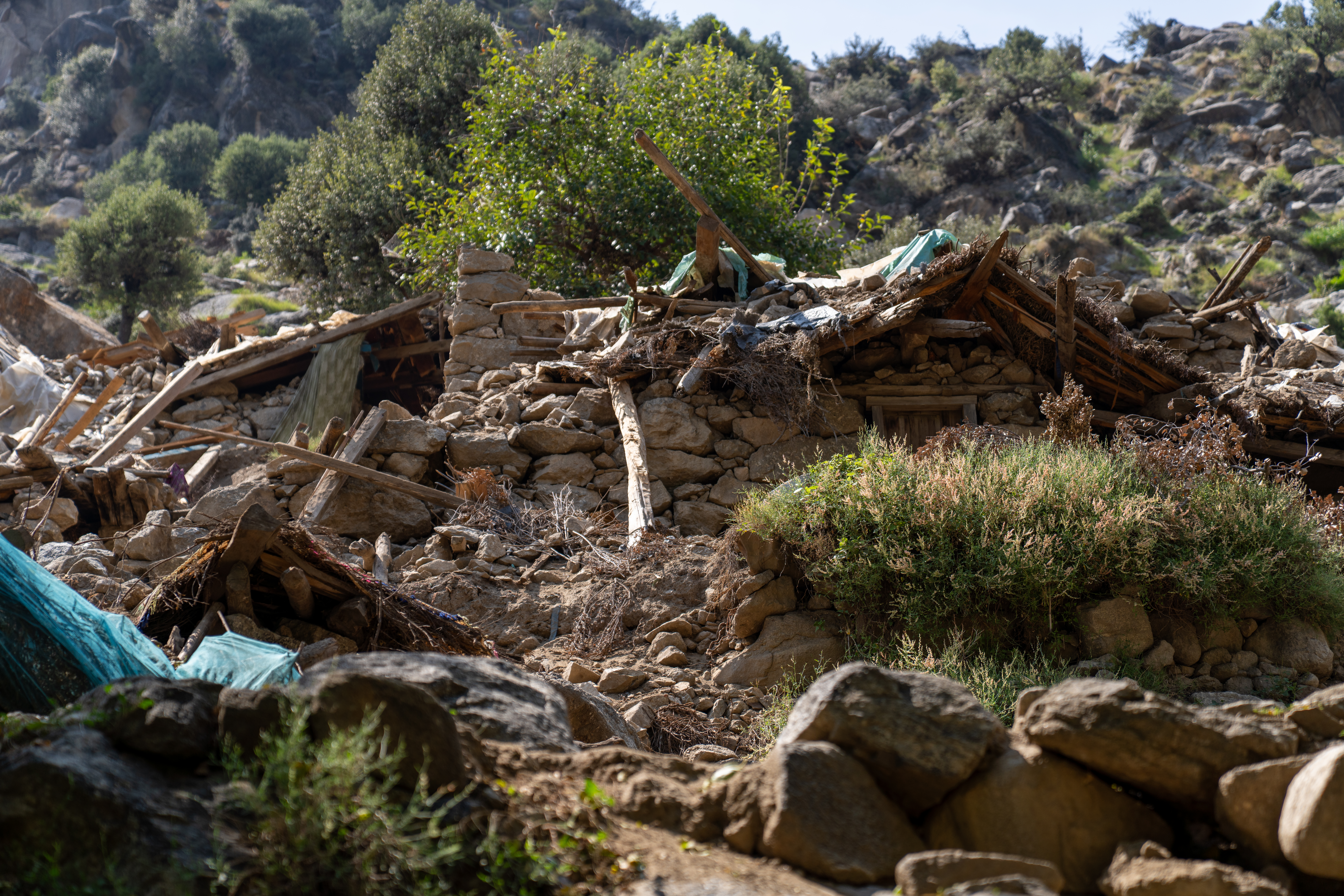 Destroyed homes in Aurak Dandila village [Sorin Furcoi/Al Jazeera]