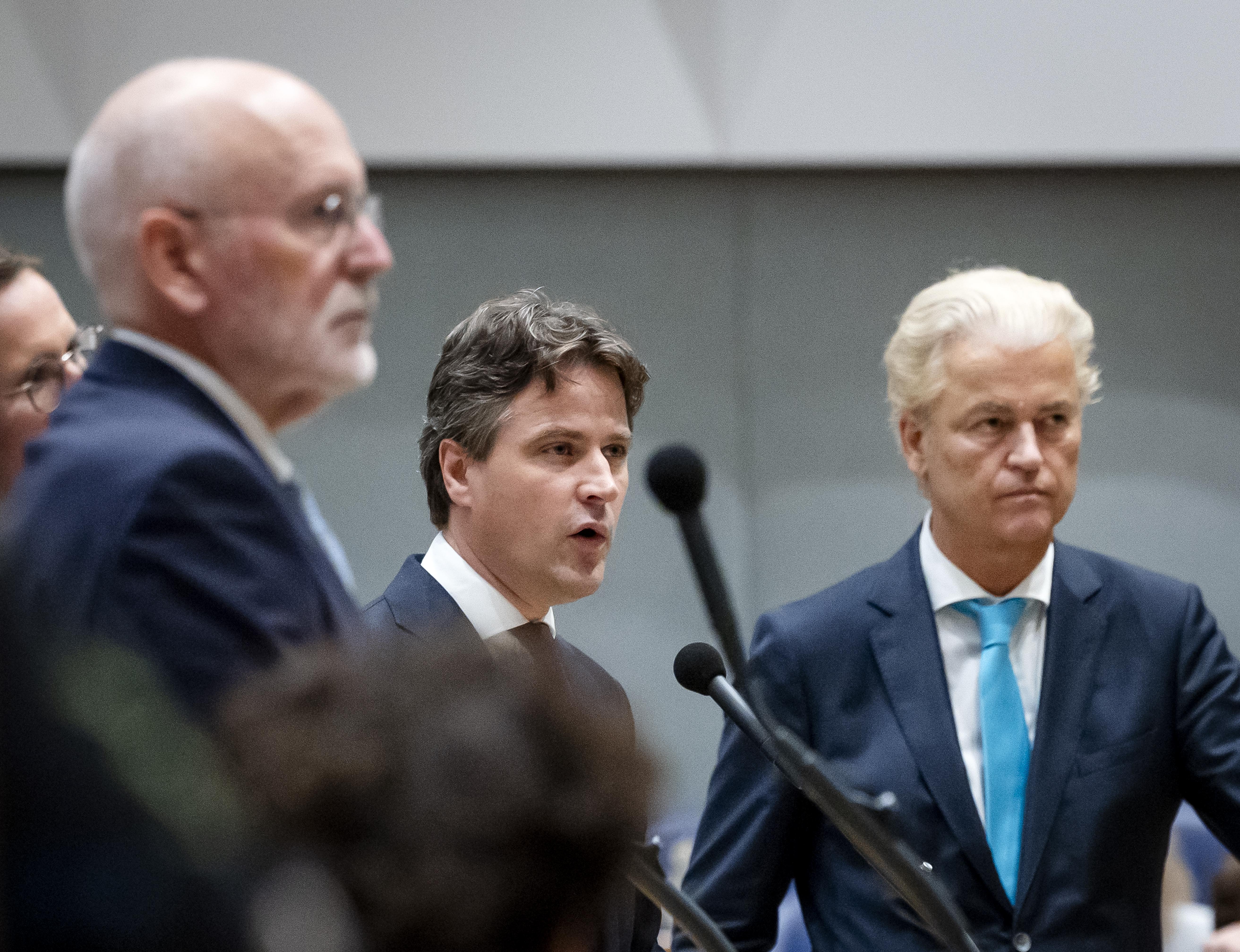 epa12387626 Frans Timmermans (L), leader of the Green Left-Labour Party (PvdA), Henri Bontenbal (C), leader of the Christian Democratic Appeal Party (CDA), and Geert Wilders (R), leader of the Party for Freedom (PVV), attend the second day of the General Political Debate in The Hague, the Netherlands, 18 September 2025. The House of Representatives discusses the budget presented by the cabinet on Budget Day. EPA/REMKO DE WAAL