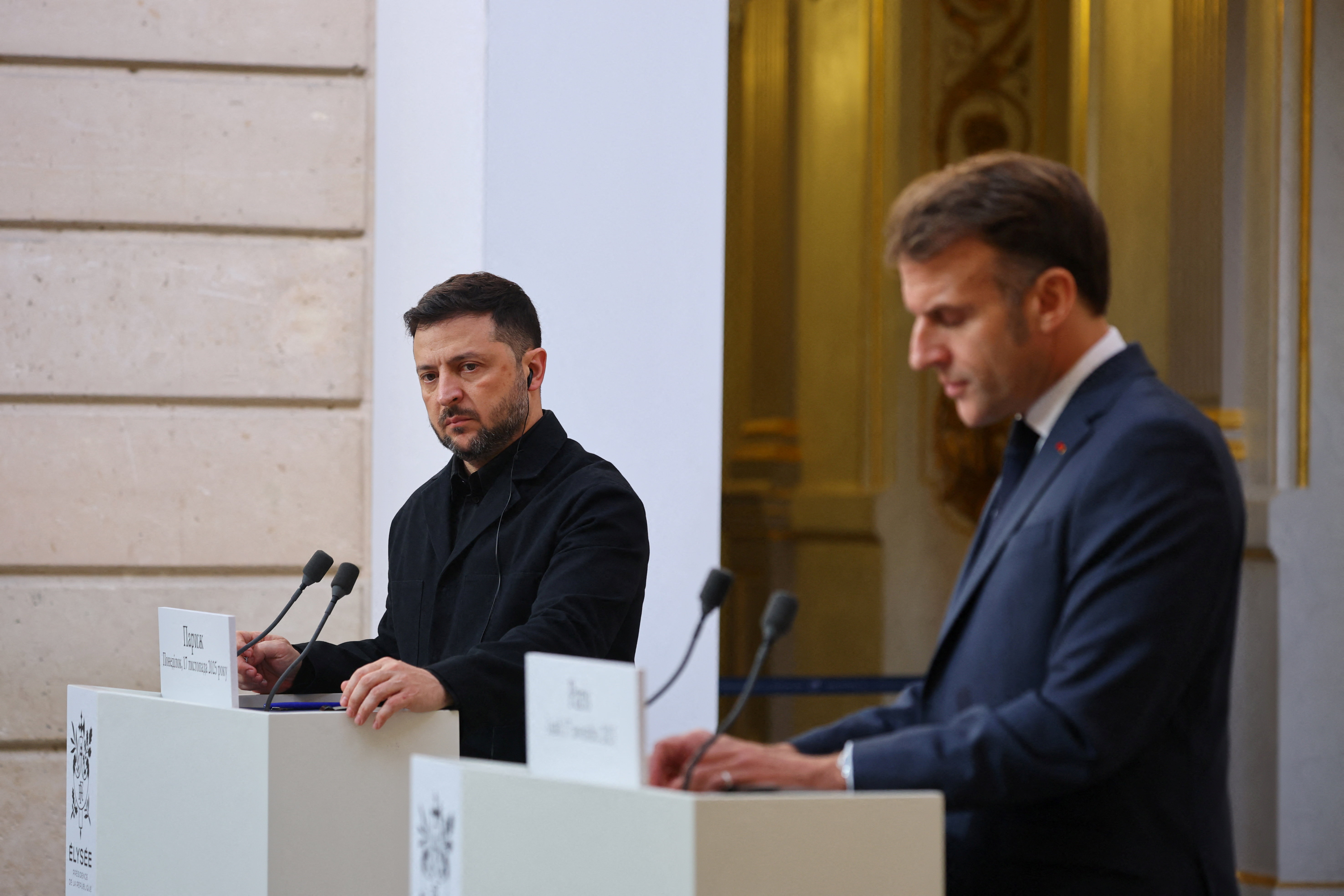 French President Emmanuel Macron and Ukrainian President Volodymyr Zelenskyy attend a joint press conference at the Elysee Palace in Paris