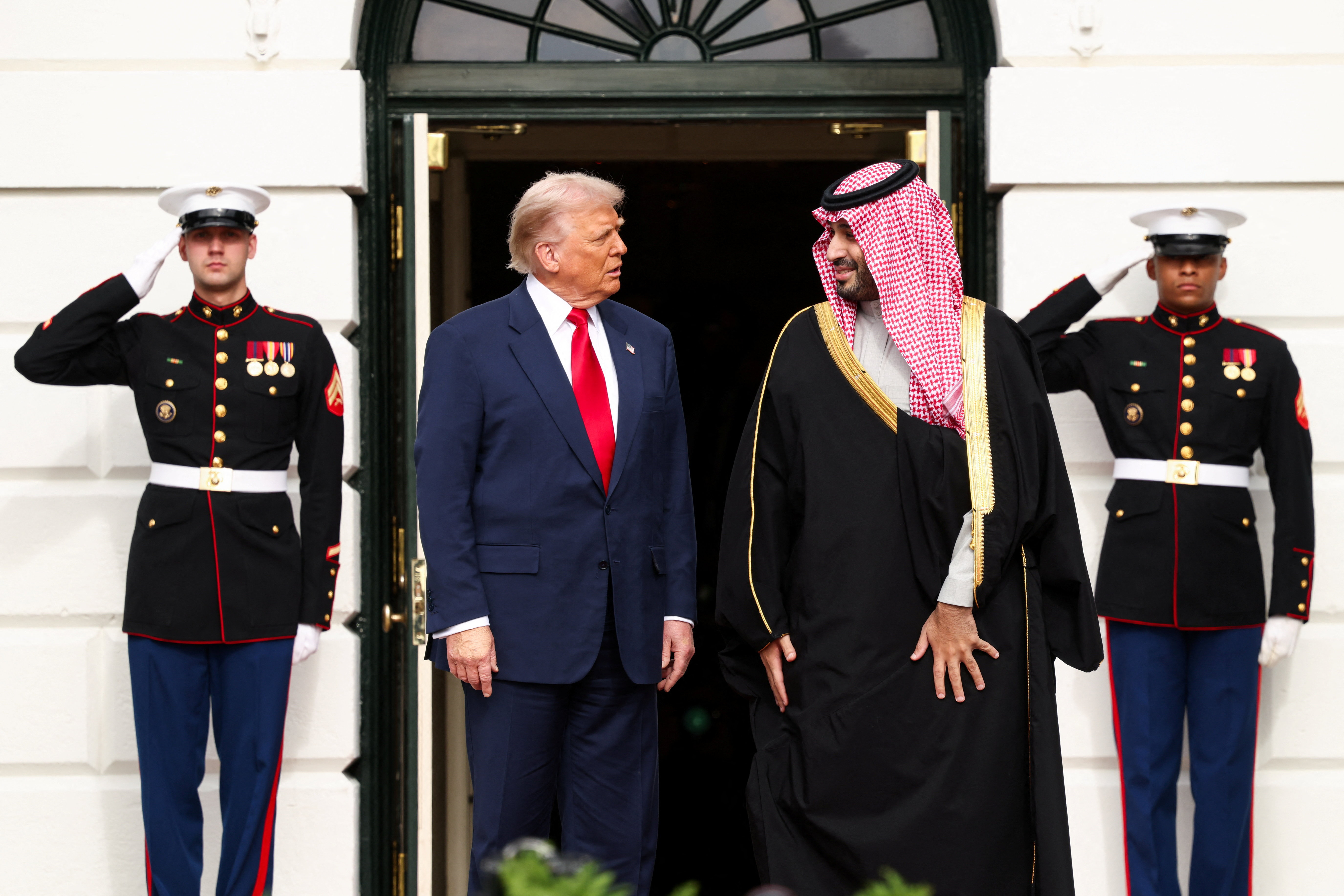 U.S. President Donald Trump welcomes Saudi Crown Prince and Prime Minister Mohammed bin Salman during an arrival ceremony on the South Lawn of the White House in Washington, D.C., U.S., November 18, 2025. REUTERS/Kevin Lamarque