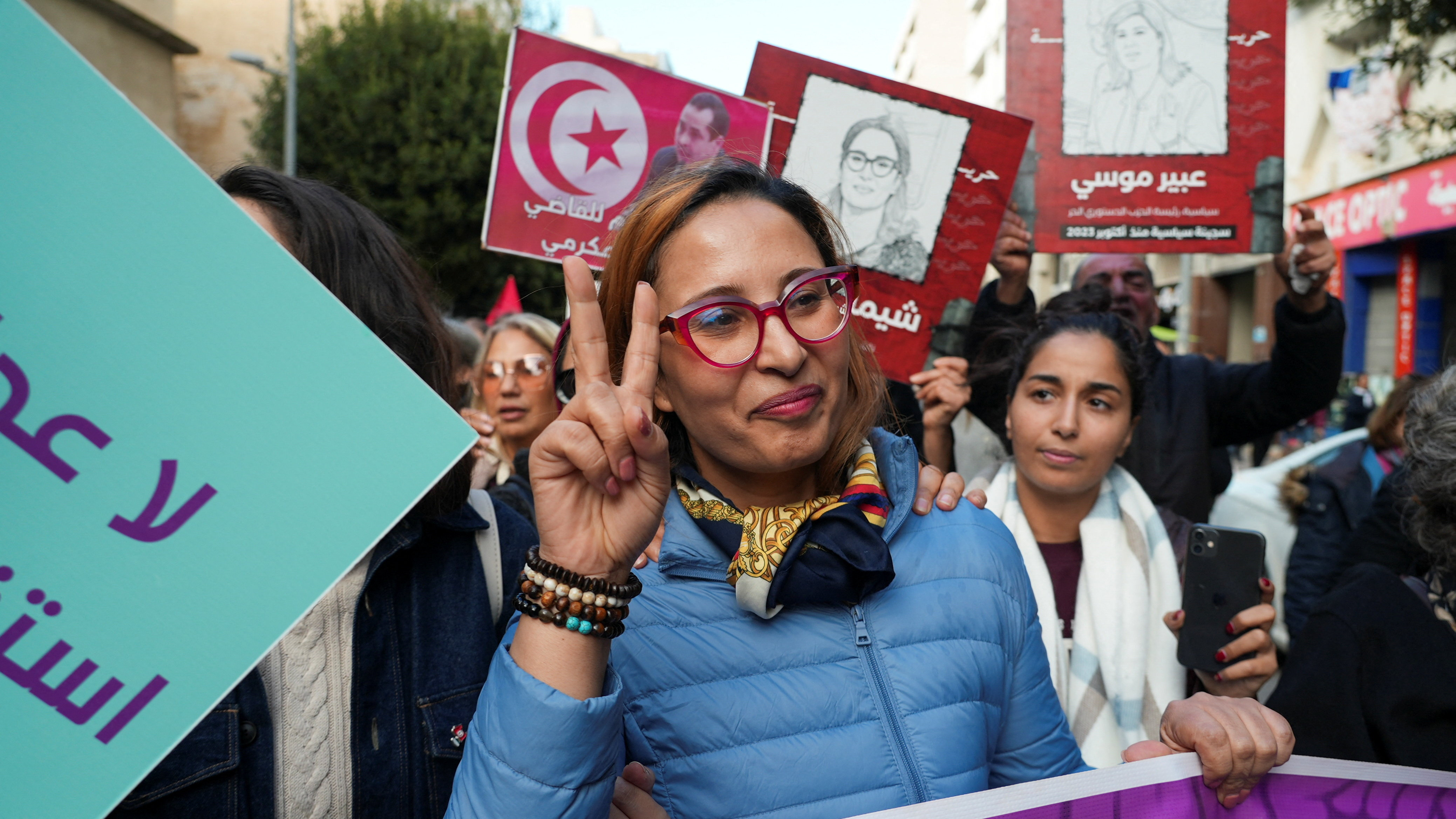 Prominent opposition figure Chaima Issa takes part in a protest against Tunisian President Kais Saied before being detained by police to enforce a 20-year prison sentence, in Tunis, Tunisia. November 29, 2025. [Jihed Abidellaoui/Reuters]