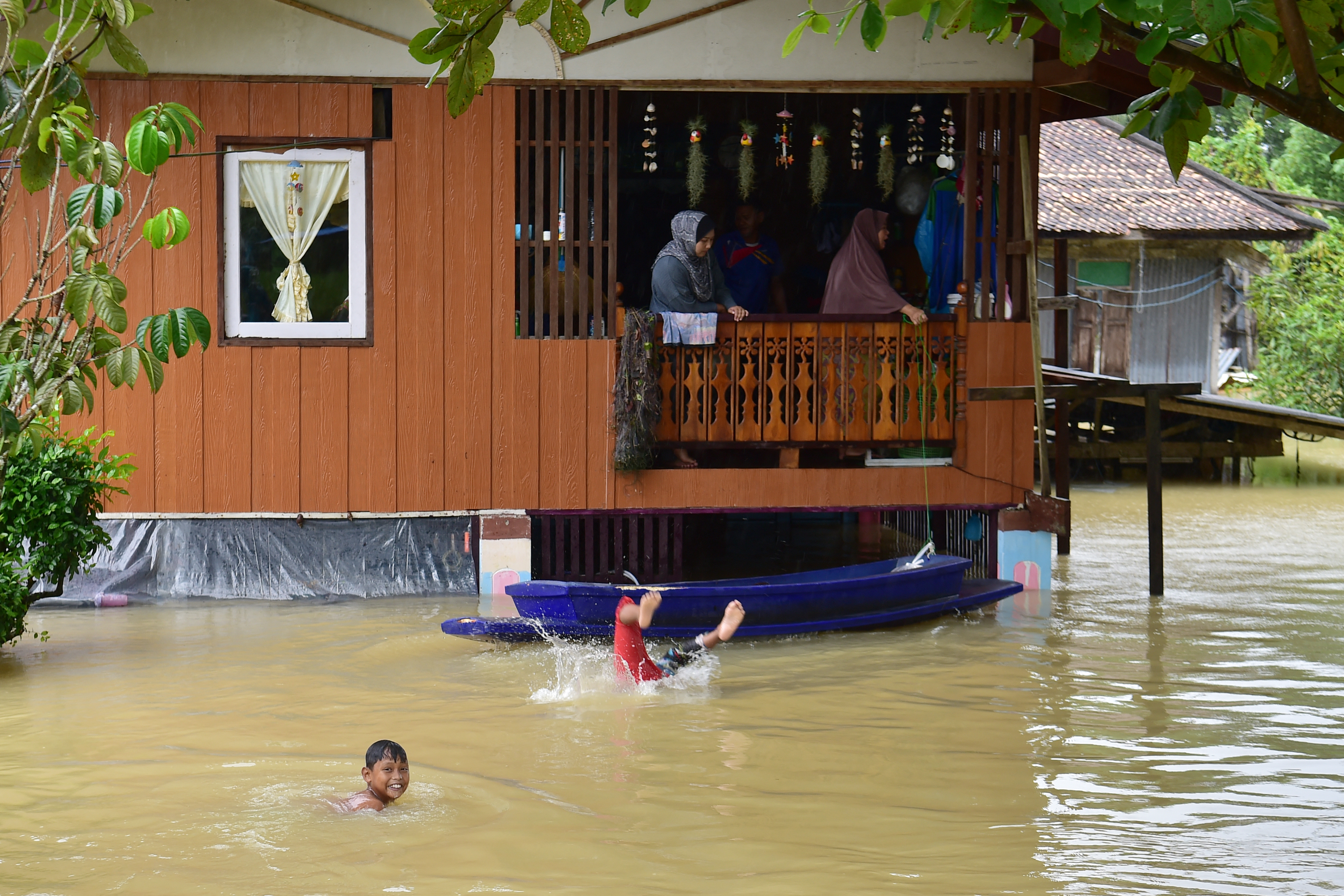 Floods toll rises in southern Thailand