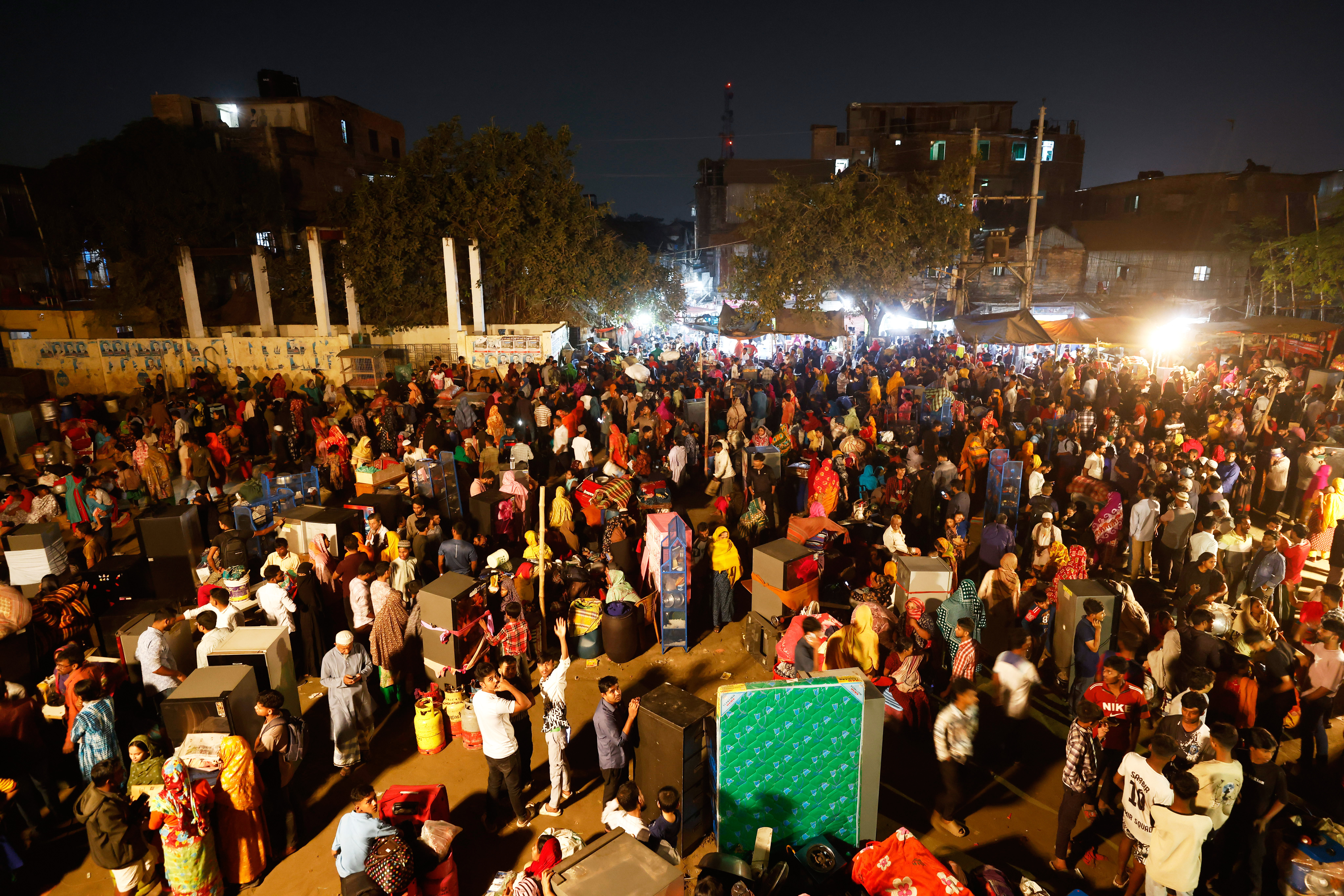 Devastating fire leaves thousands homeless in Dhaka's Korail slum
