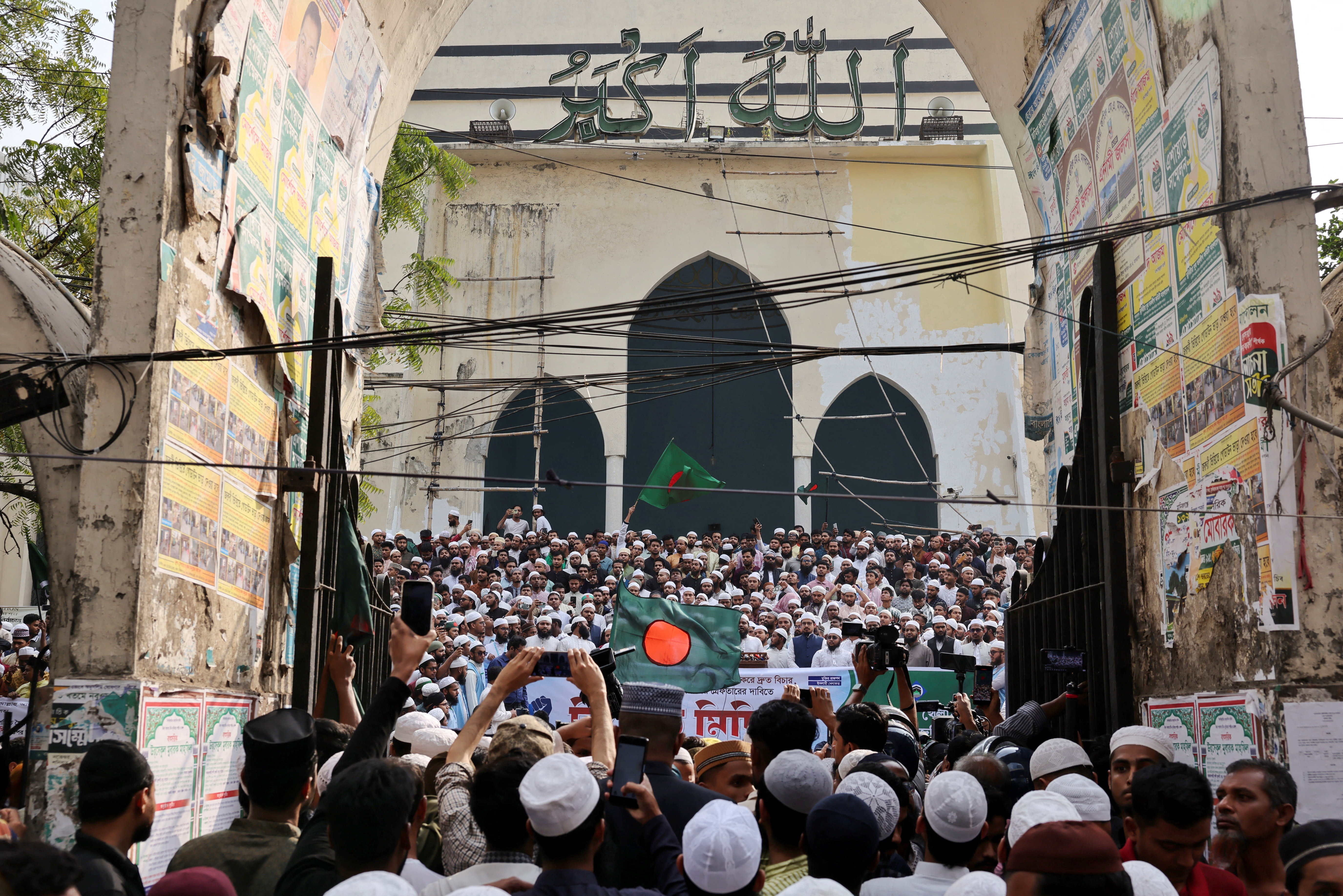 Protests escalate in Bangladesh after death of student leader Hadi