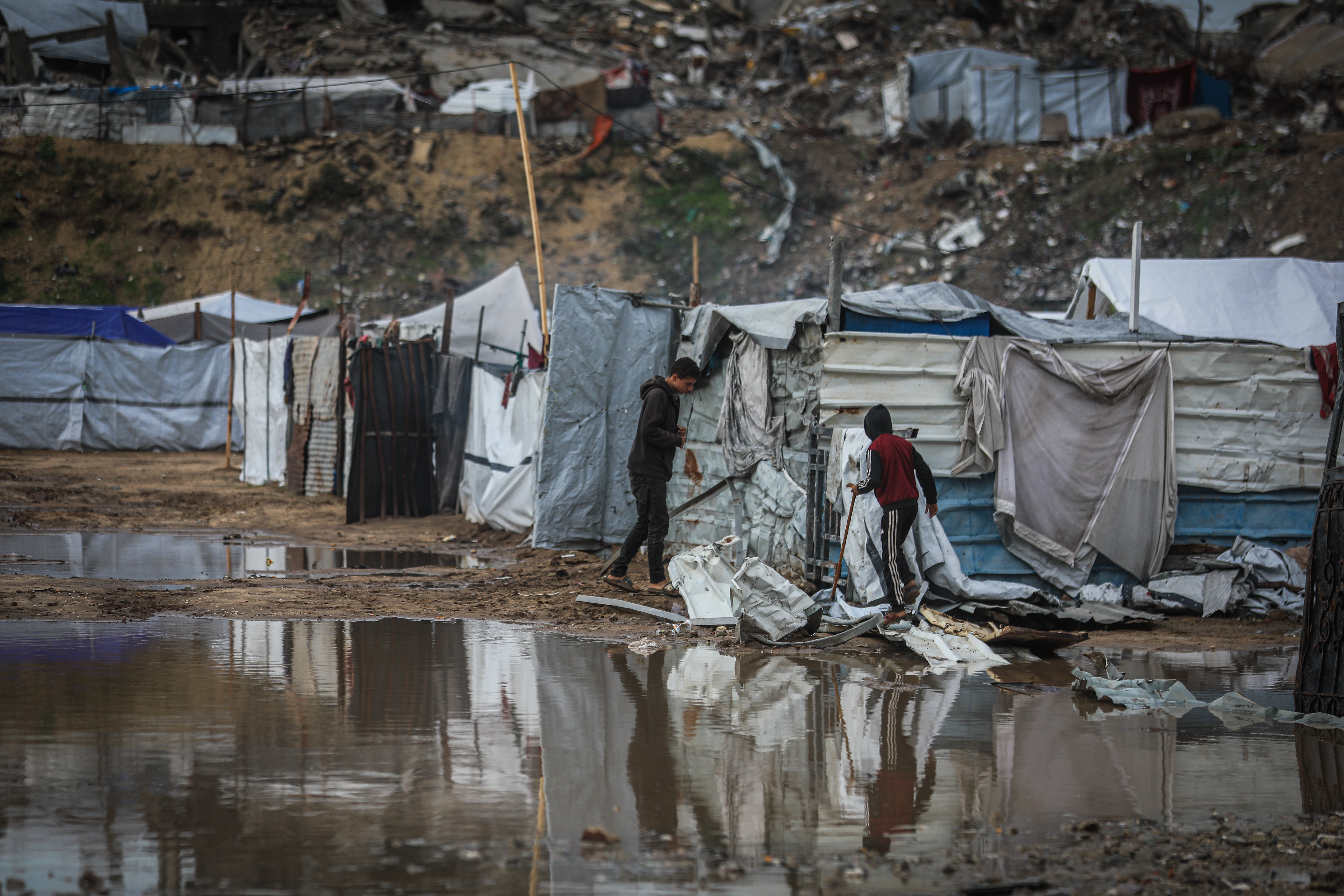 Heavy rain floods displaced Palestinians’ tents in Gaza