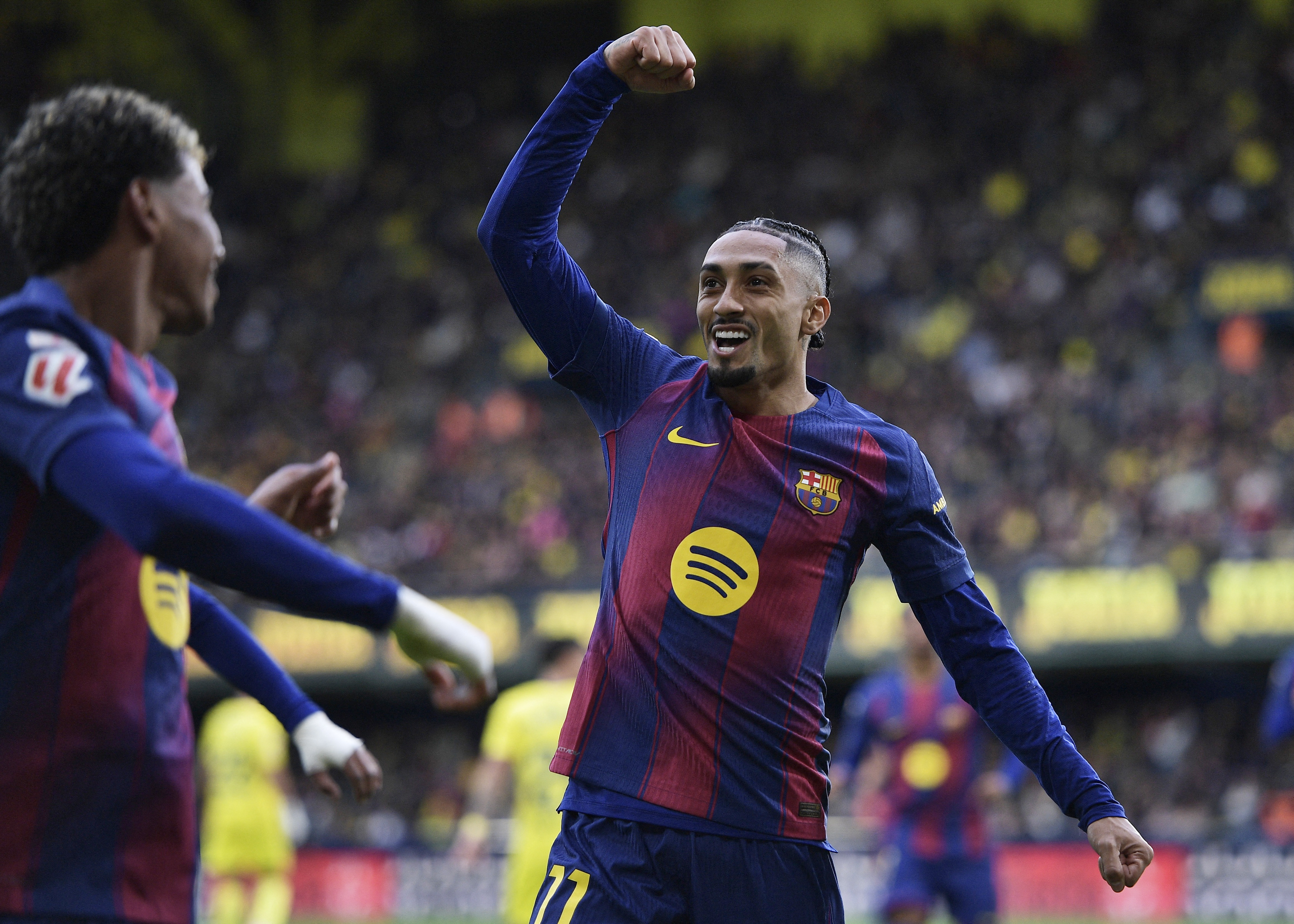 Soccer Football - LaLiga - Villarreal v FC Barcelona - Estadio de la Ceramica, Villarreal, Spain - December 21, 2025 FC Barcelona's Raphinha celebrates scoring their first goal REUTERS/Pablo Morano