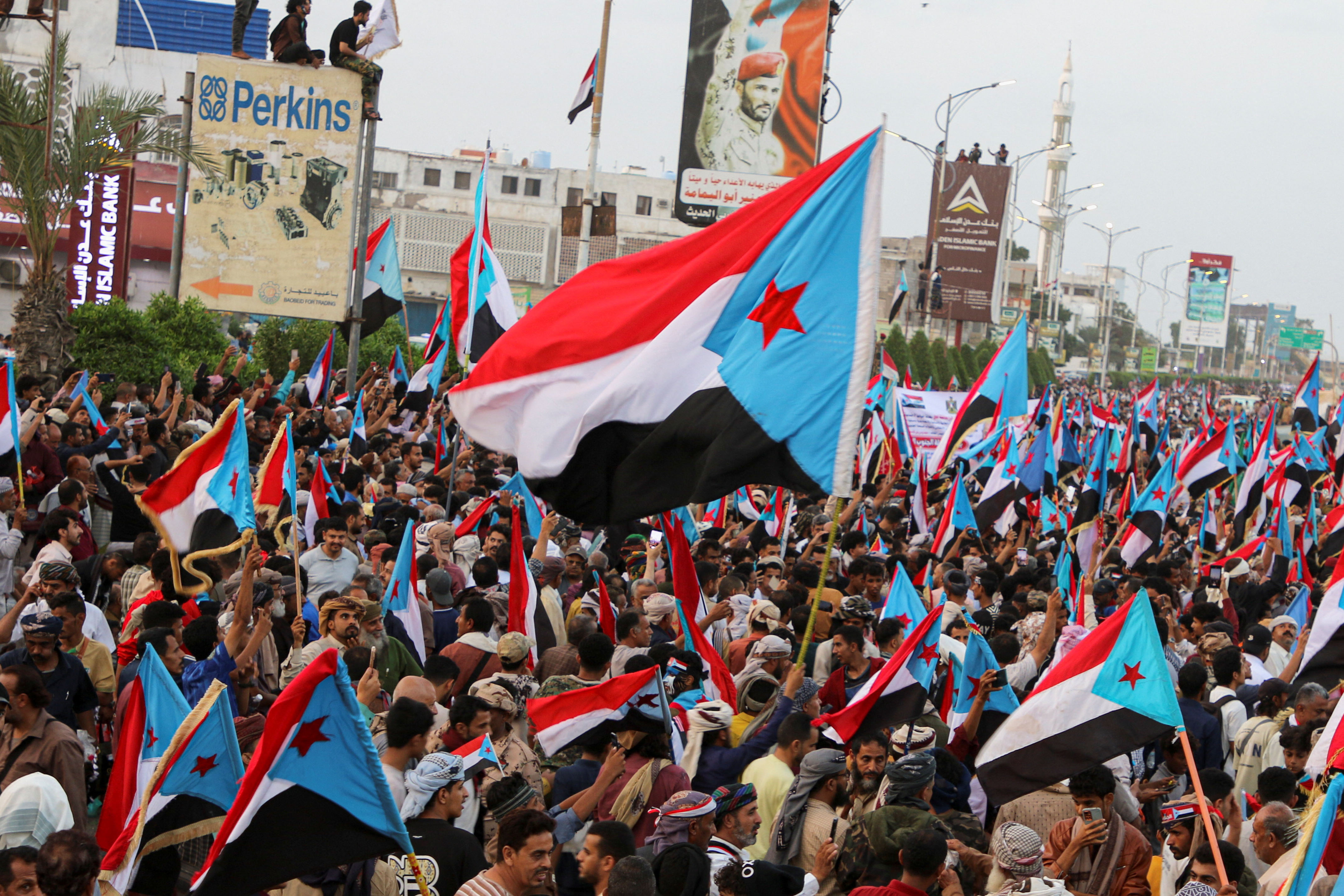 People attend a rally organised by Yemen's main separatist group, the Southern Transitional Council (STC), in Aden, Yemen December 21, 2025. [Fawaz Salman/Reuters]