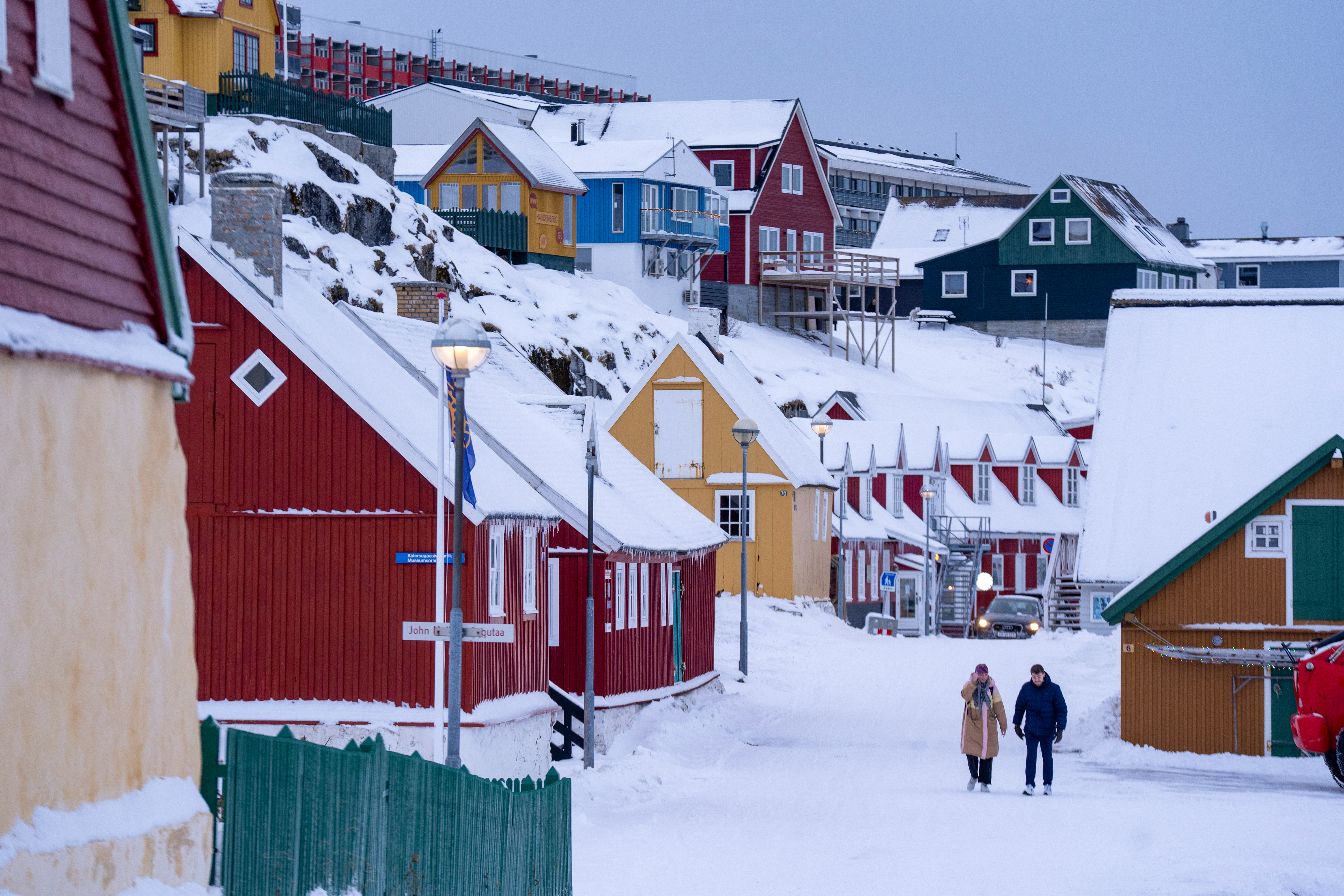 US senators introduce bill to stop