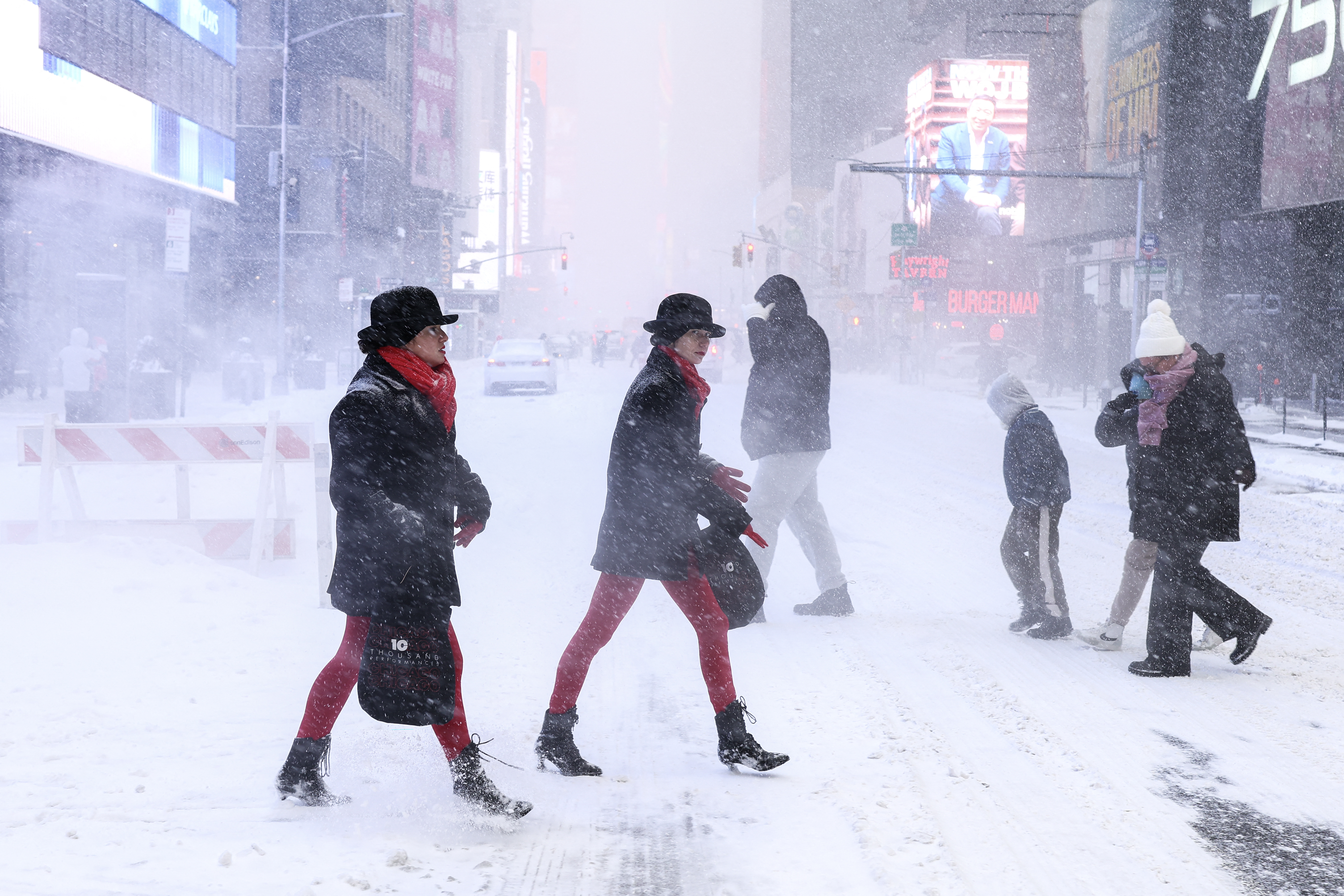 Historic winter storm kills at least 10 across US