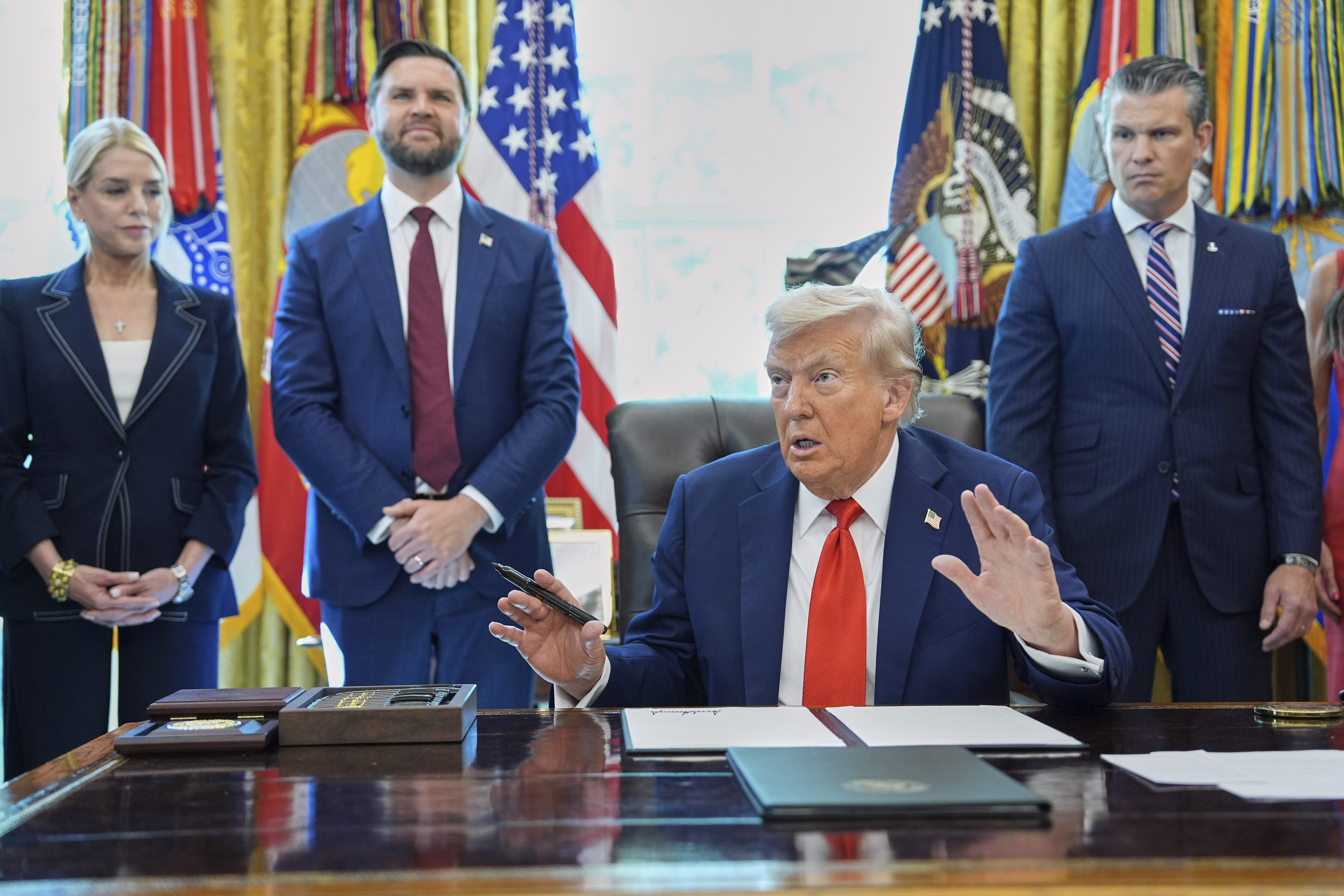 Trump and JD Vance in the Oval Office.