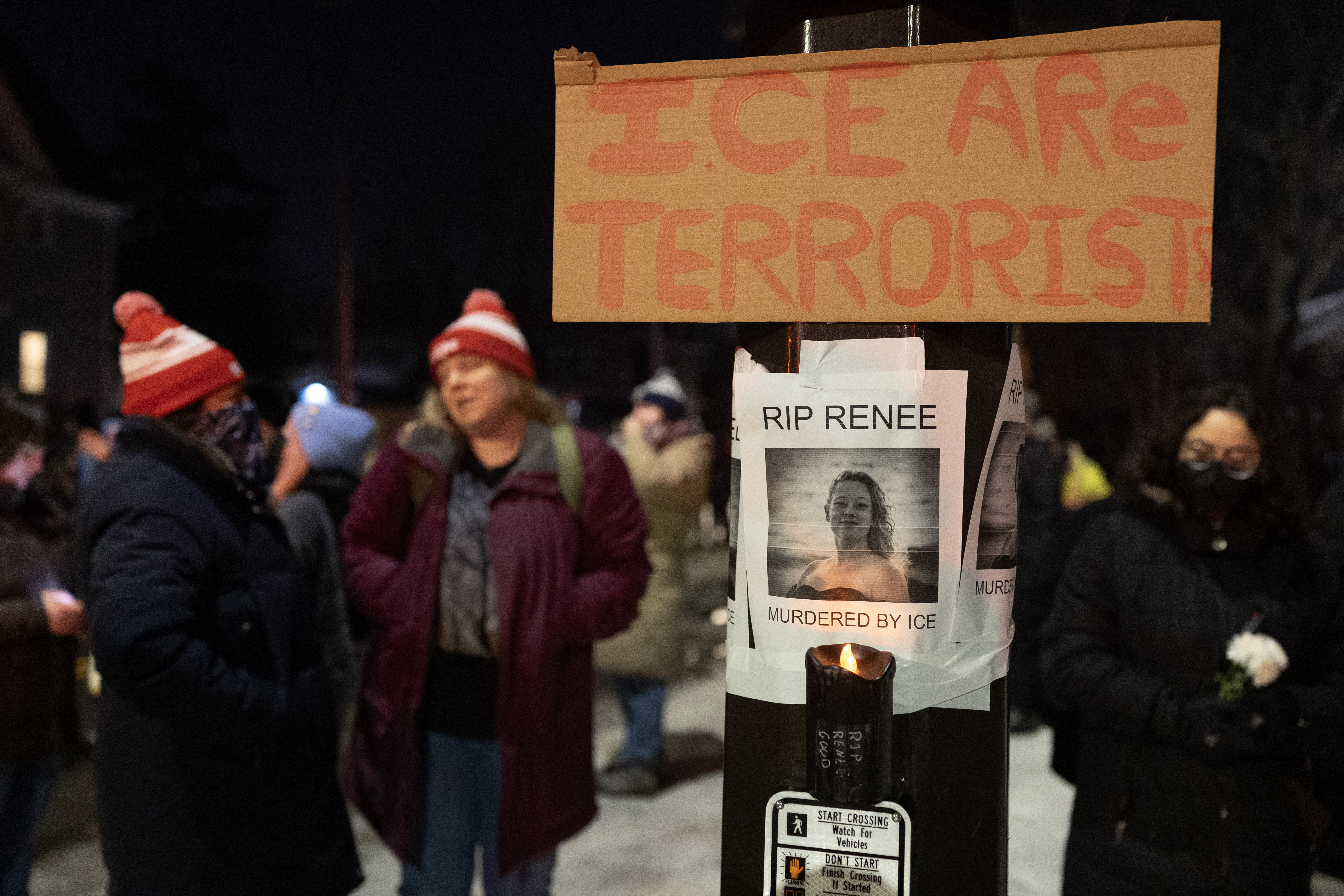 MINNEAPOLIS, MINNESOTA - JANUARY 07: A notice reading "RIP Renee, murdered by ICE" is seen next to a memorial for Renee Nicole Good on January 07, 2026 in Minneapolis, Minnesota. According to federal officials, an ICE agent shot and killed Good during a confrontation earlier today in south Minneapolis. Scott Olson/Getty Images/AFP (Photo by SCOTT OLSON / GETTY IMAGES NORTH AMERICA / Getty Images via AFP)
