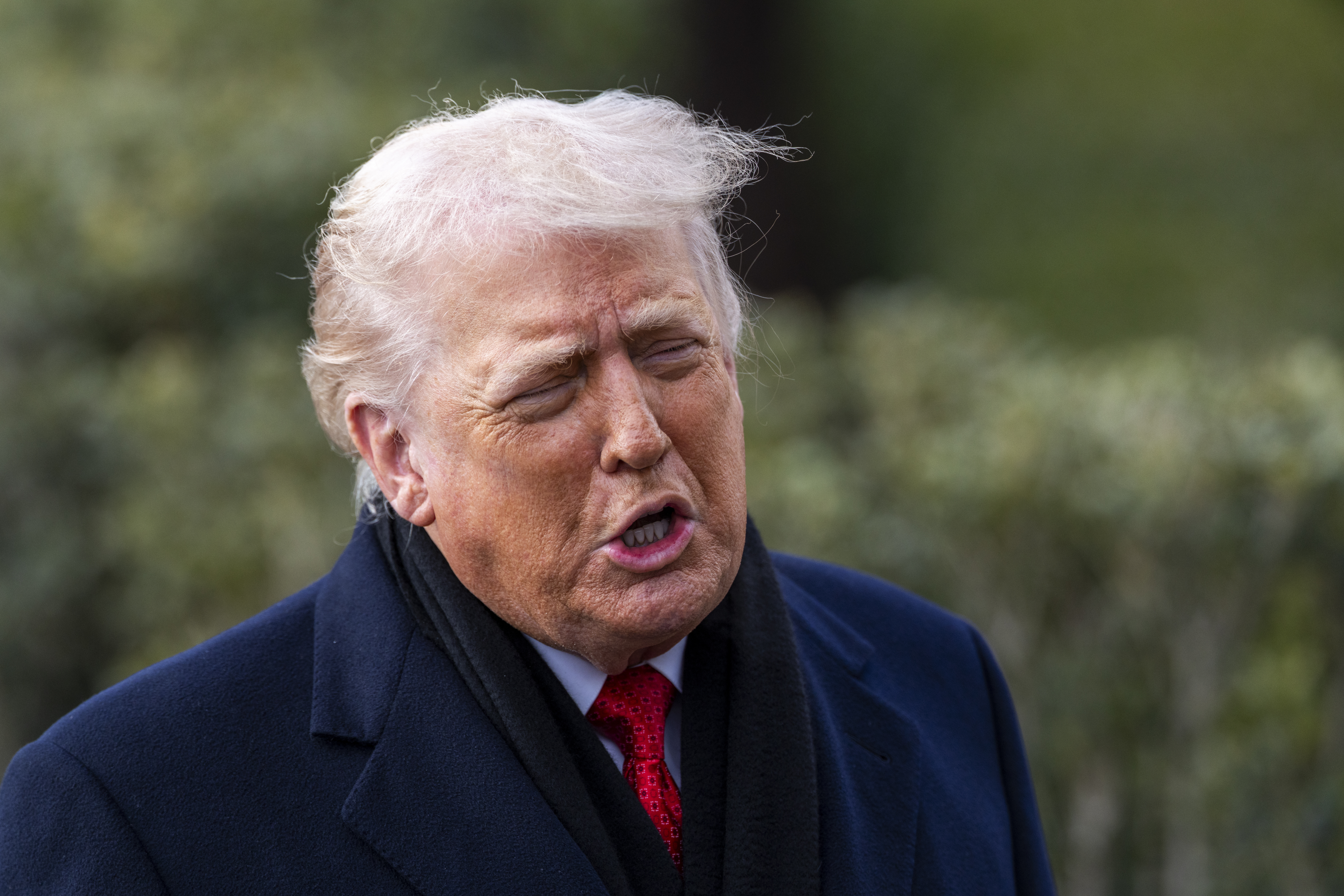 epa12654058 US President Donald J. Trump responds to questions from the news media as he walks to board Marine One on the South Lawn of the White House in Washington, DC, USA, 16 January 2026. President Trump is traveling to Florida for the weekend. EPA/SHAWN THEW