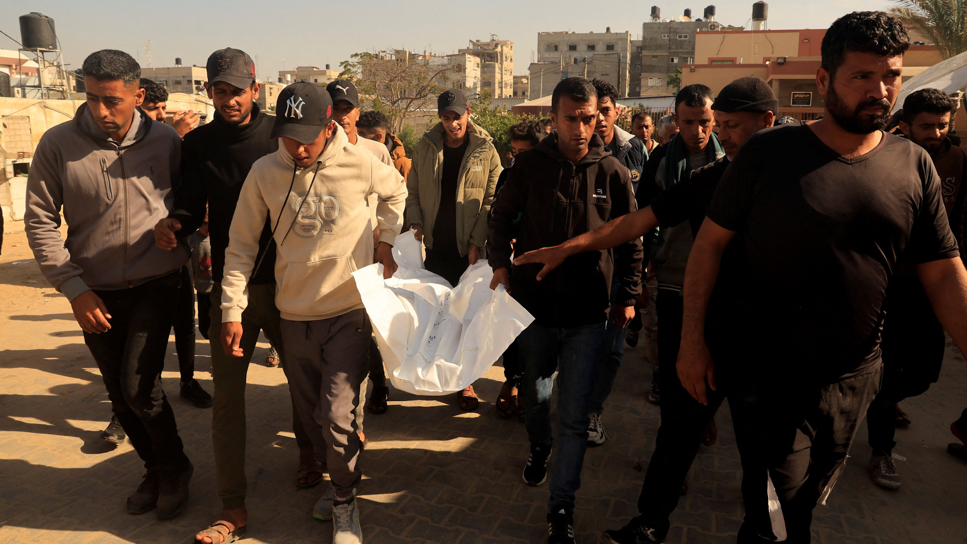 Israeli strikes kill Palestinians across Gaza