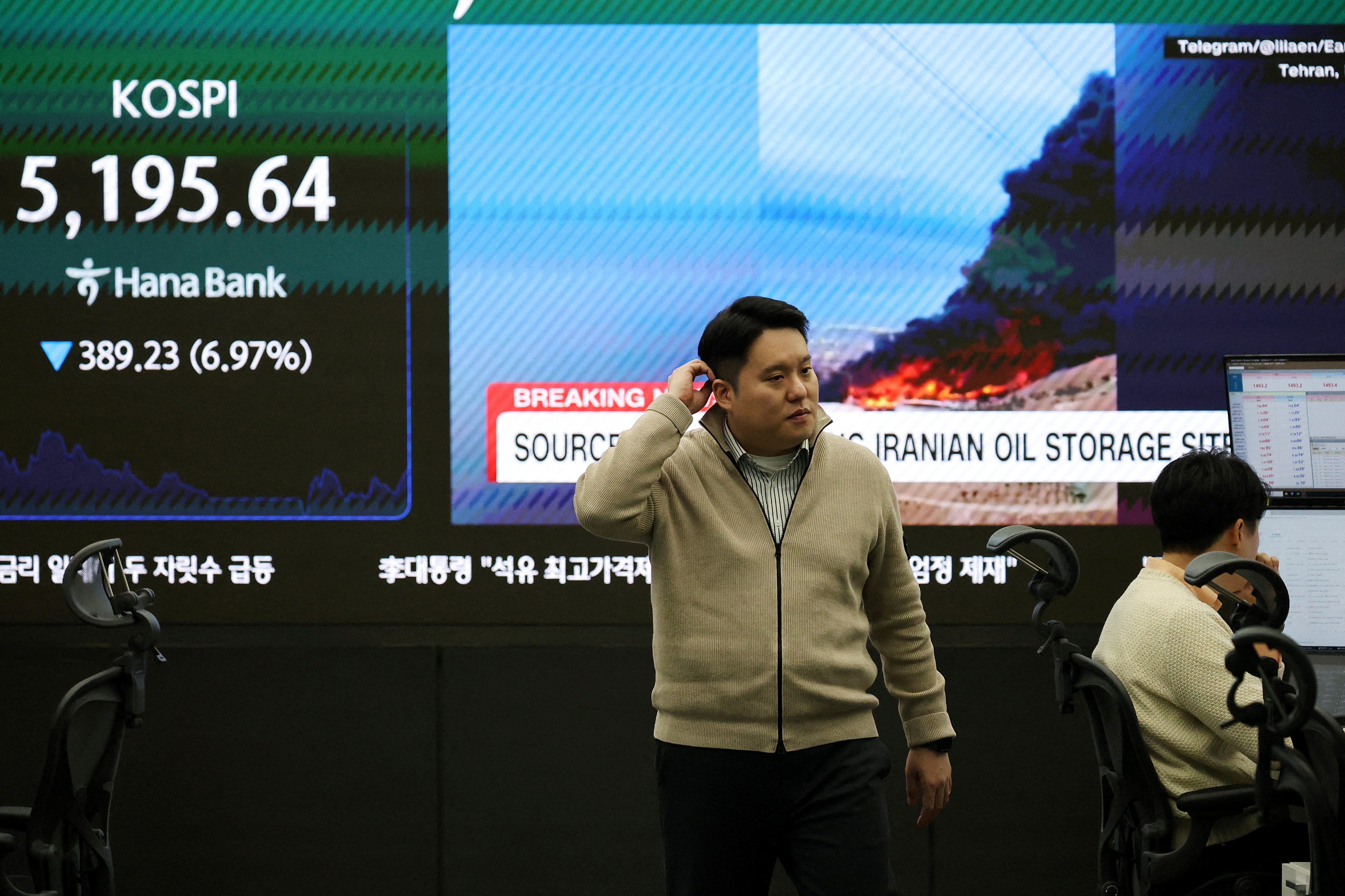 South Korean shares drop 8%, trigger circuit breakers as won nears 1,500 per dollar