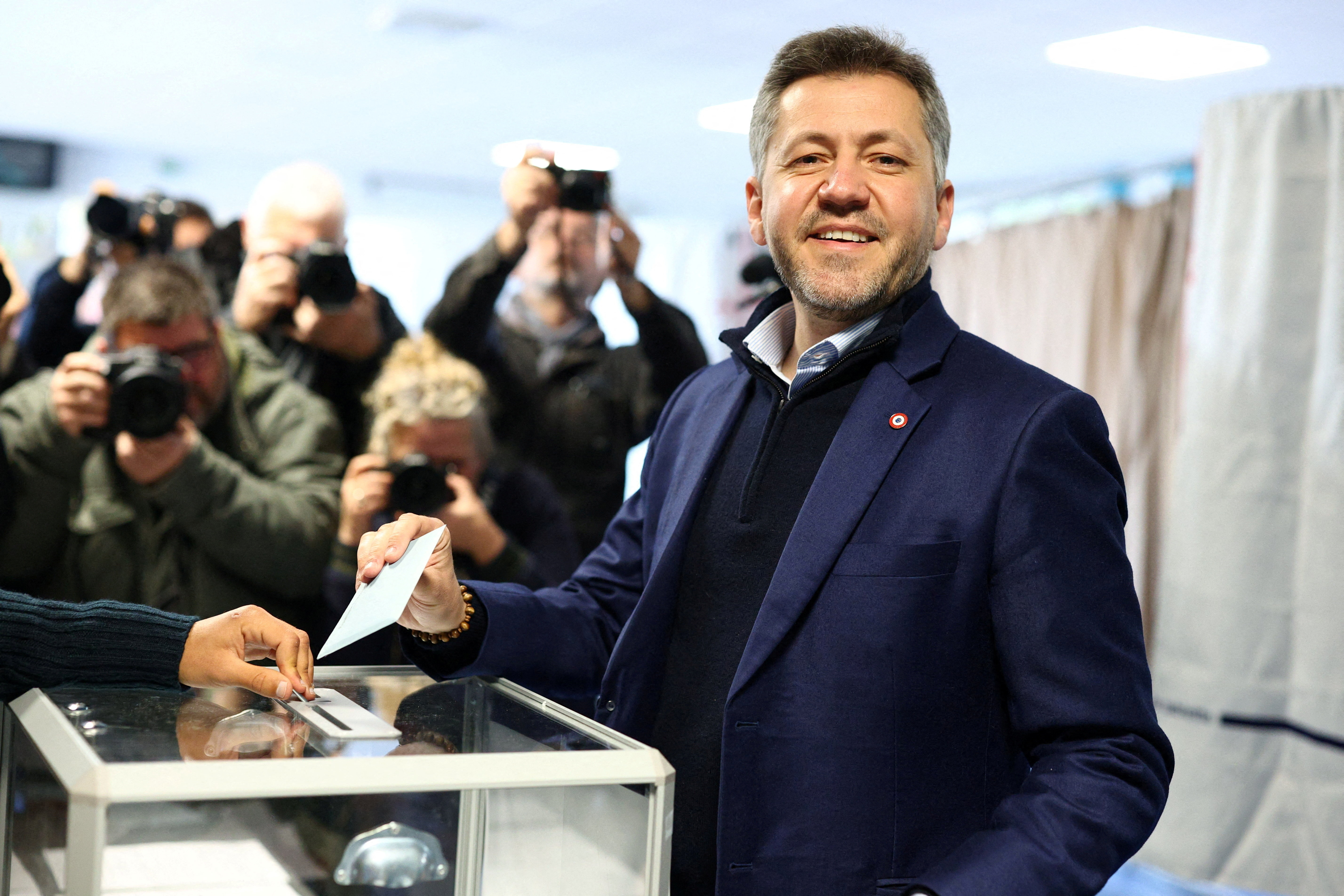 Franck Allisio, Marseille mayoral candidate for the Rassemblement National (National Rally - RN) party, votes in the first round of the French mayoral election at a polling station in Marseille, France, March 15, 2026. REUTERS/Manon Cruz TPX IMAGES OF THE DAY