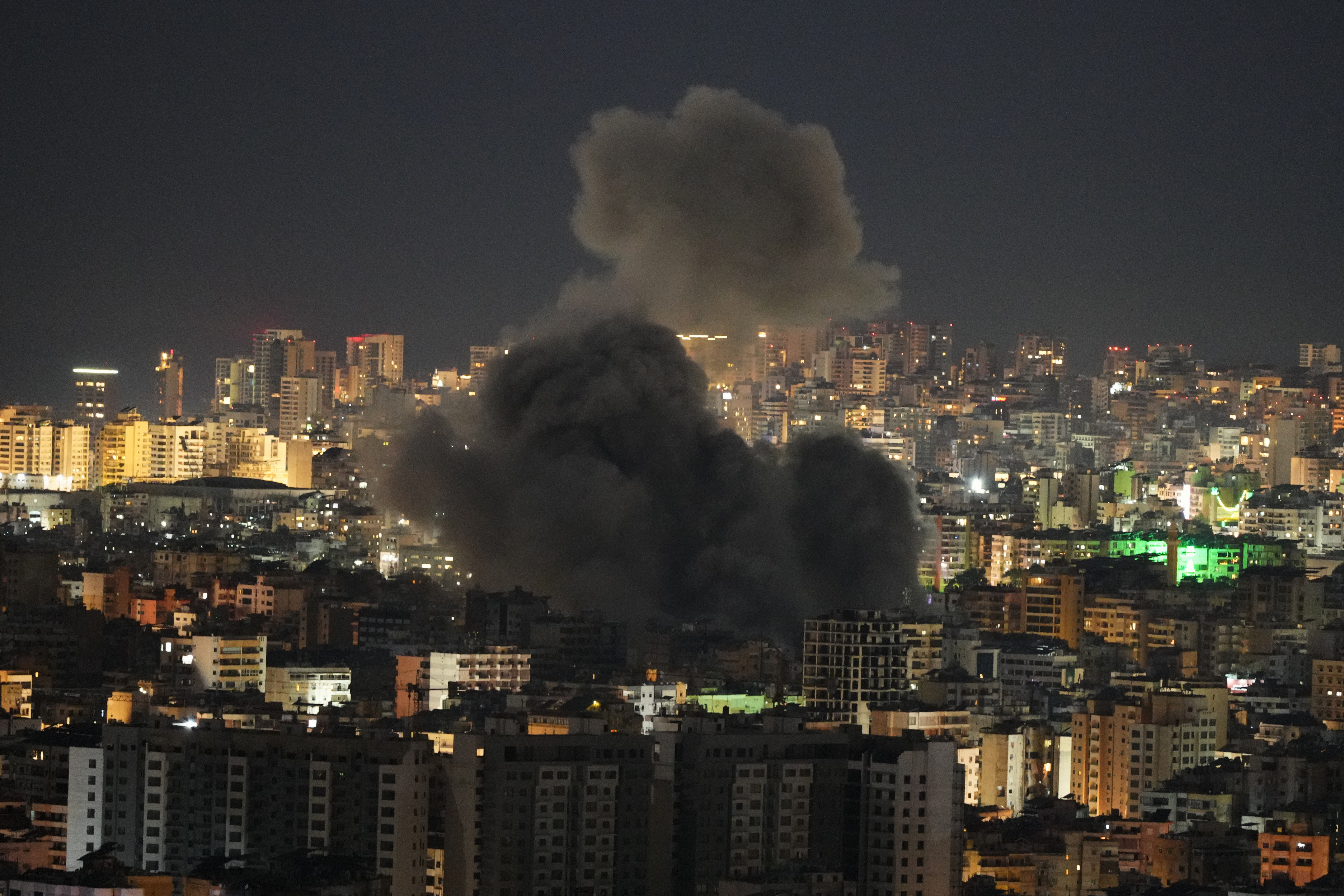Israel bombs Beirut