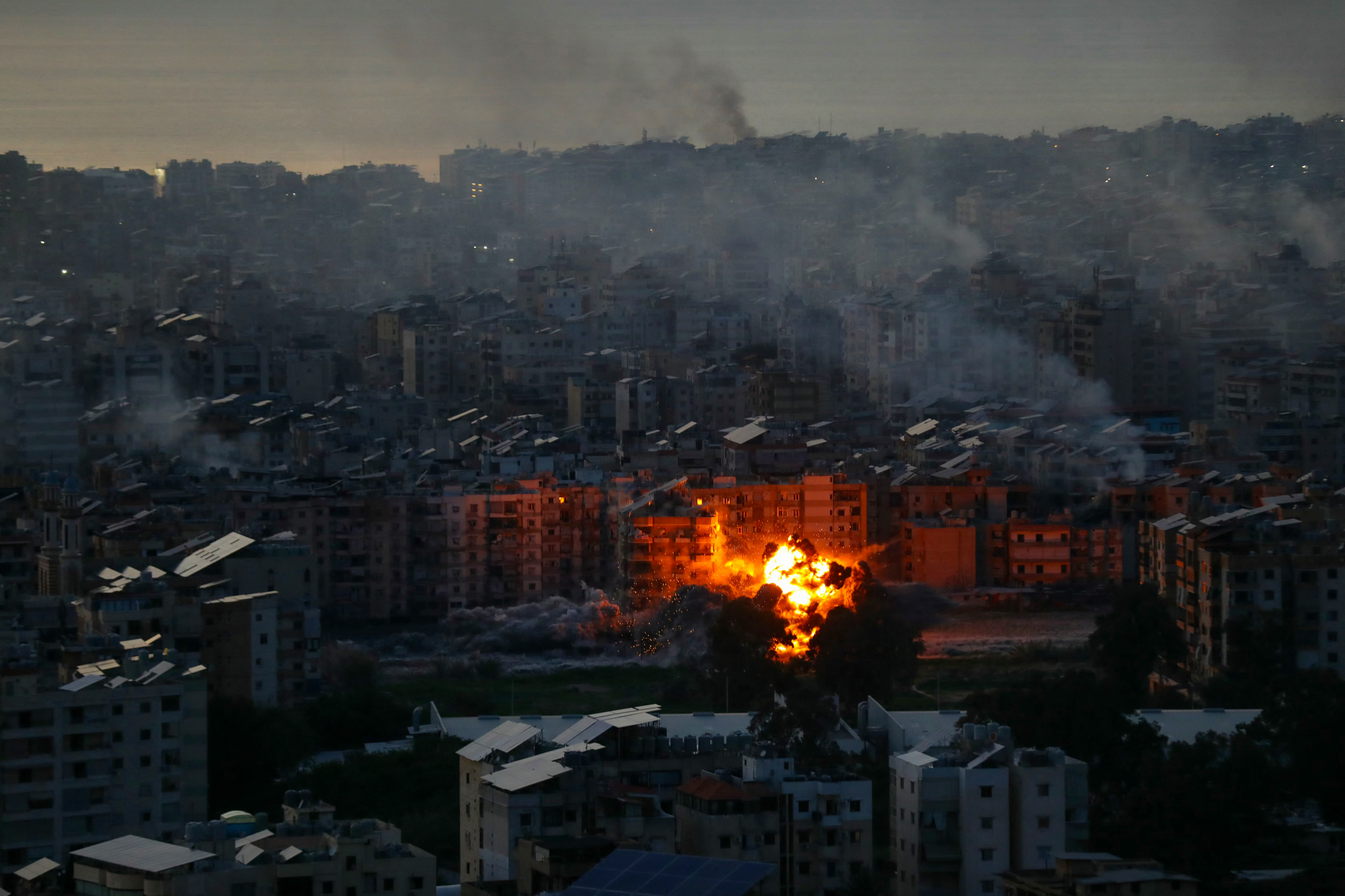 CORRECTION / A fireball ascends from the site of an Israeli airstrike that targeted an area in Beirut’s southern suburbs on March 6, 2026.
