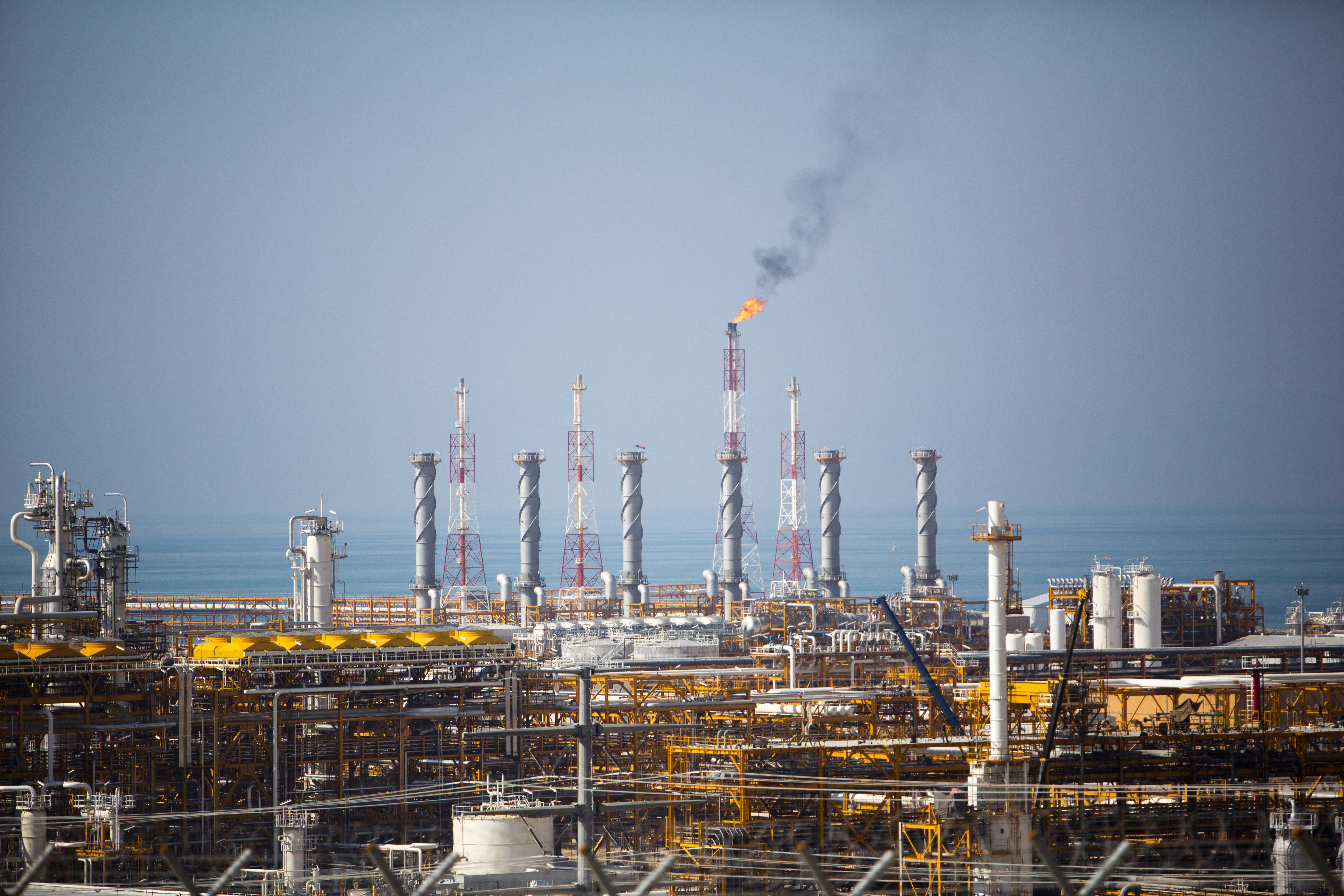 (FILES) A picture shows a view of the phase 12 of the South Pars gas field facilities near the southern Iranian town of Kangan on the shore of the Gulf on January 22, 2014.