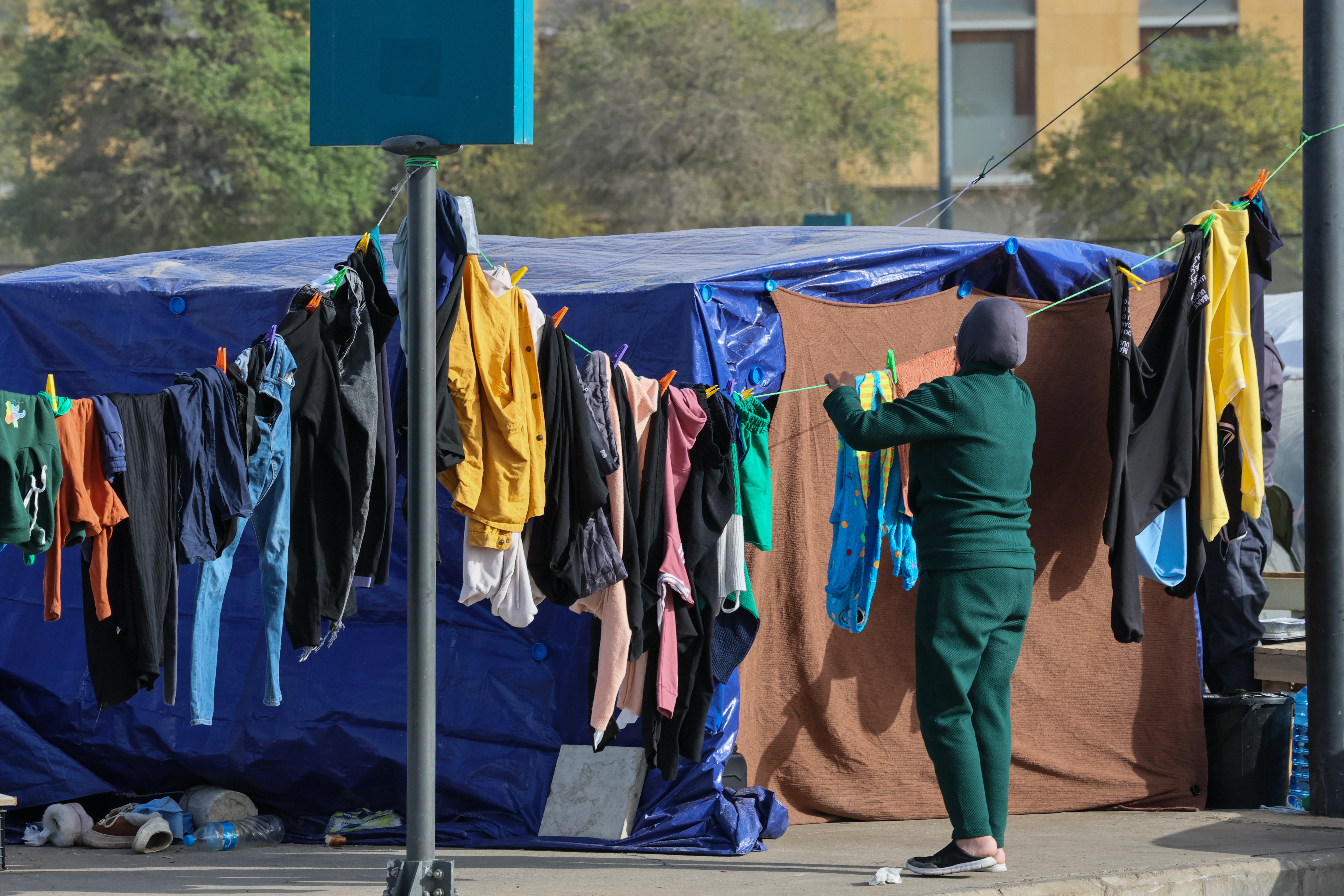 Israeli airstrikes devastate Lebanese villages and displace Millions