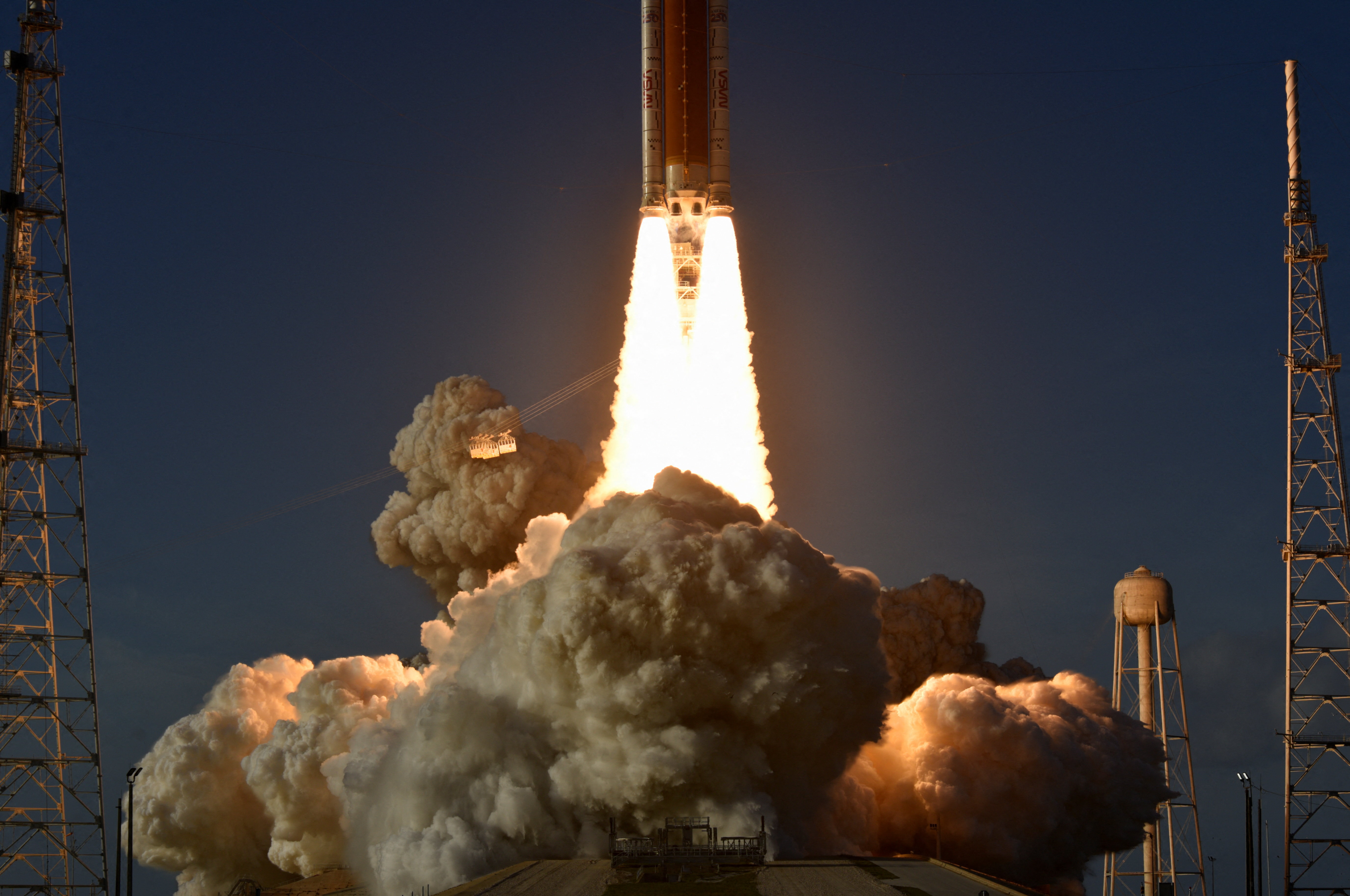 NASA's Artemis II mission to fly by the moon