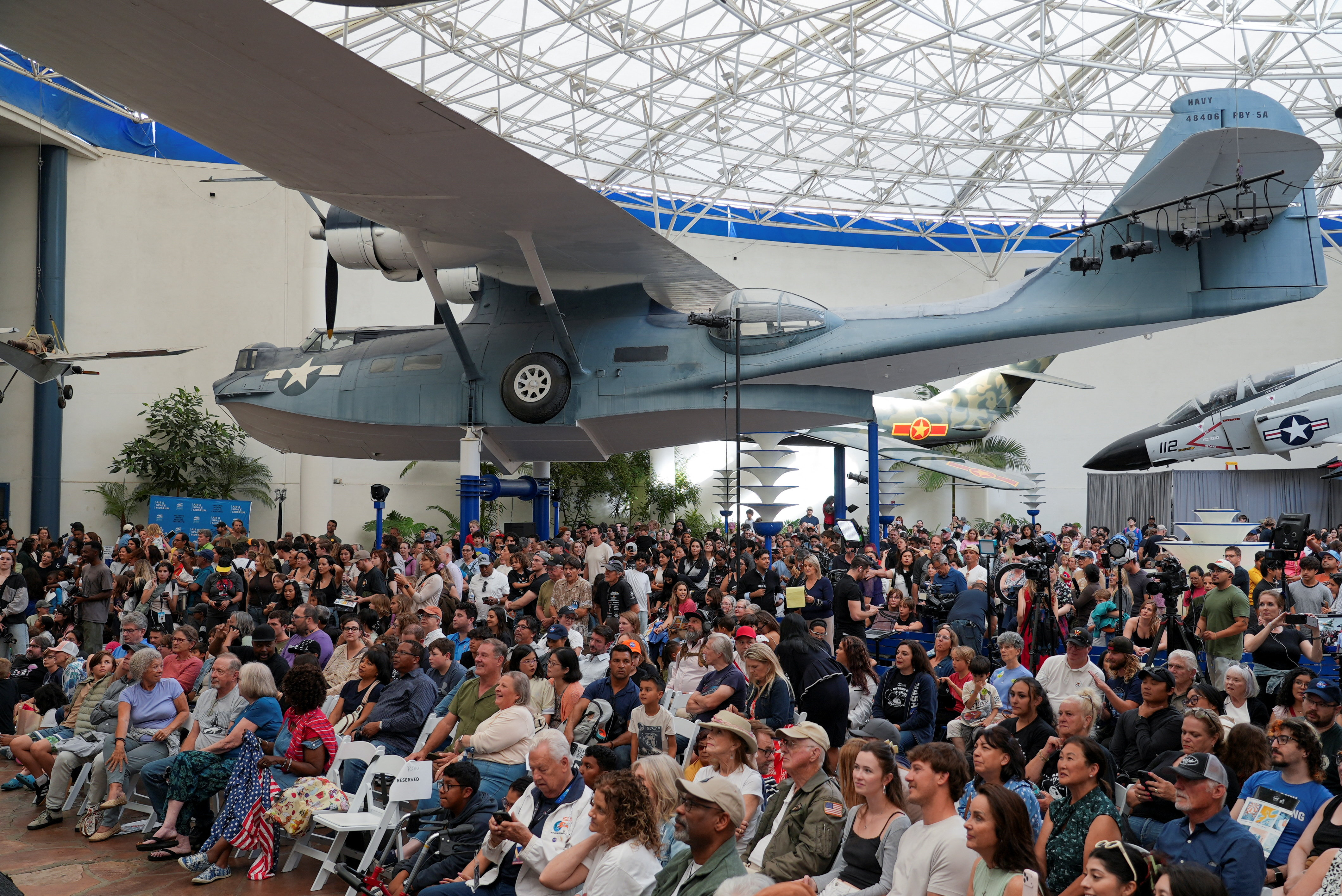 Artemis II’s record-breaking journey around the moon ends with dramatic splashdown