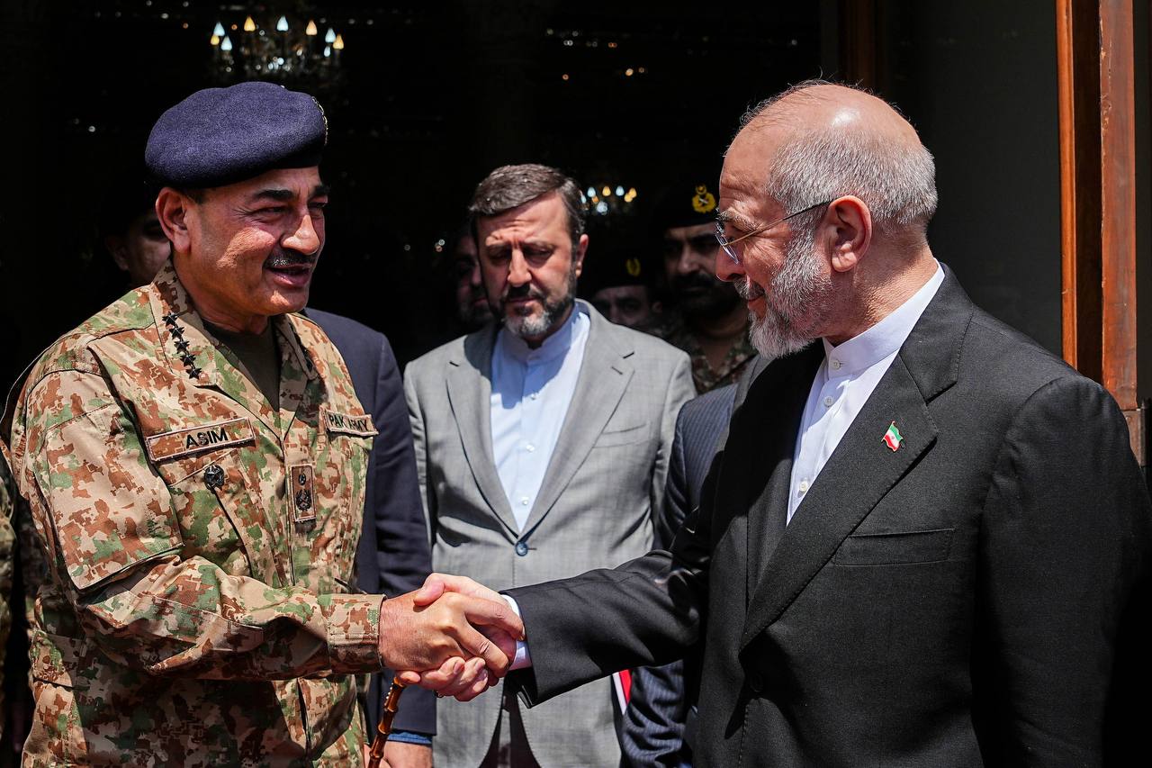 Speaker of the Iranian Parliament Mohammad Bagher Ghalibaf (R) who also heads Iran’s negotiation delegation in talks with the United States, meets with Pakistan’s Chief of Army Staff Asim Munir (L), mediating between Tehran and Washington on April 16, 2026, in Tehran, Iran. ( Iranian Parliament Speaker Office - Anadolu Agency )