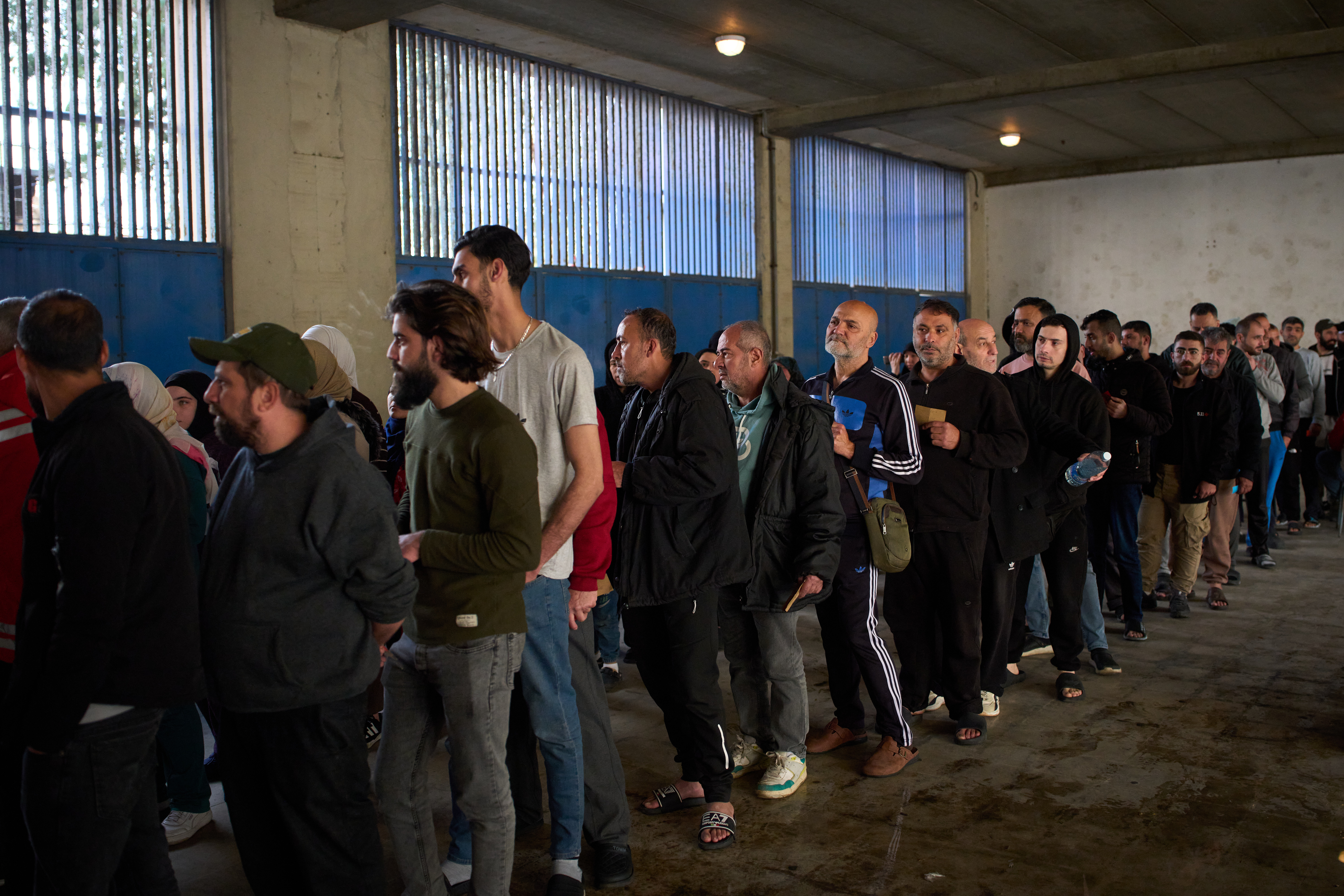 Israeli airstrikes devastate Lebanese villages and displace Millions