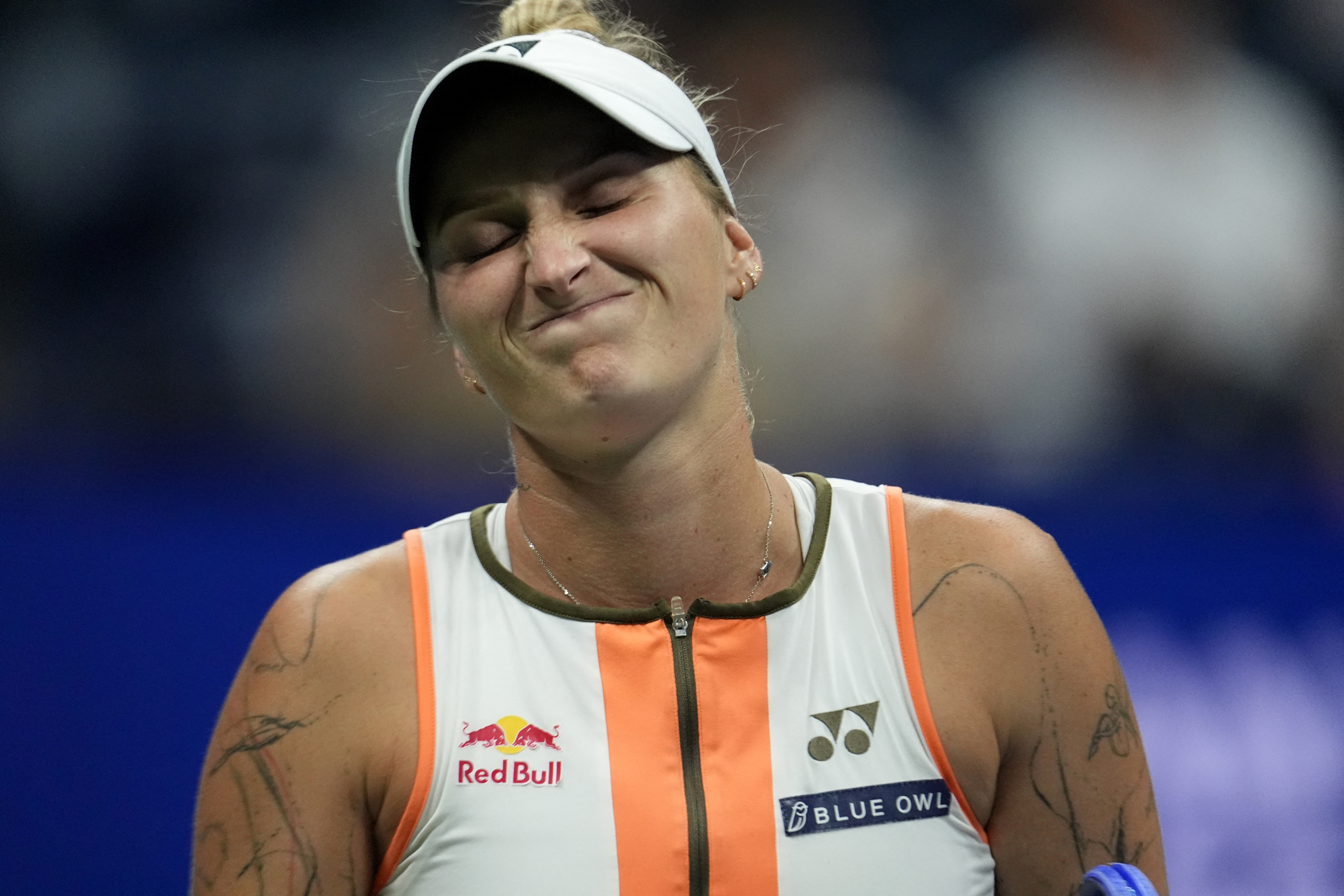 Marketa Vondrousova reacts.