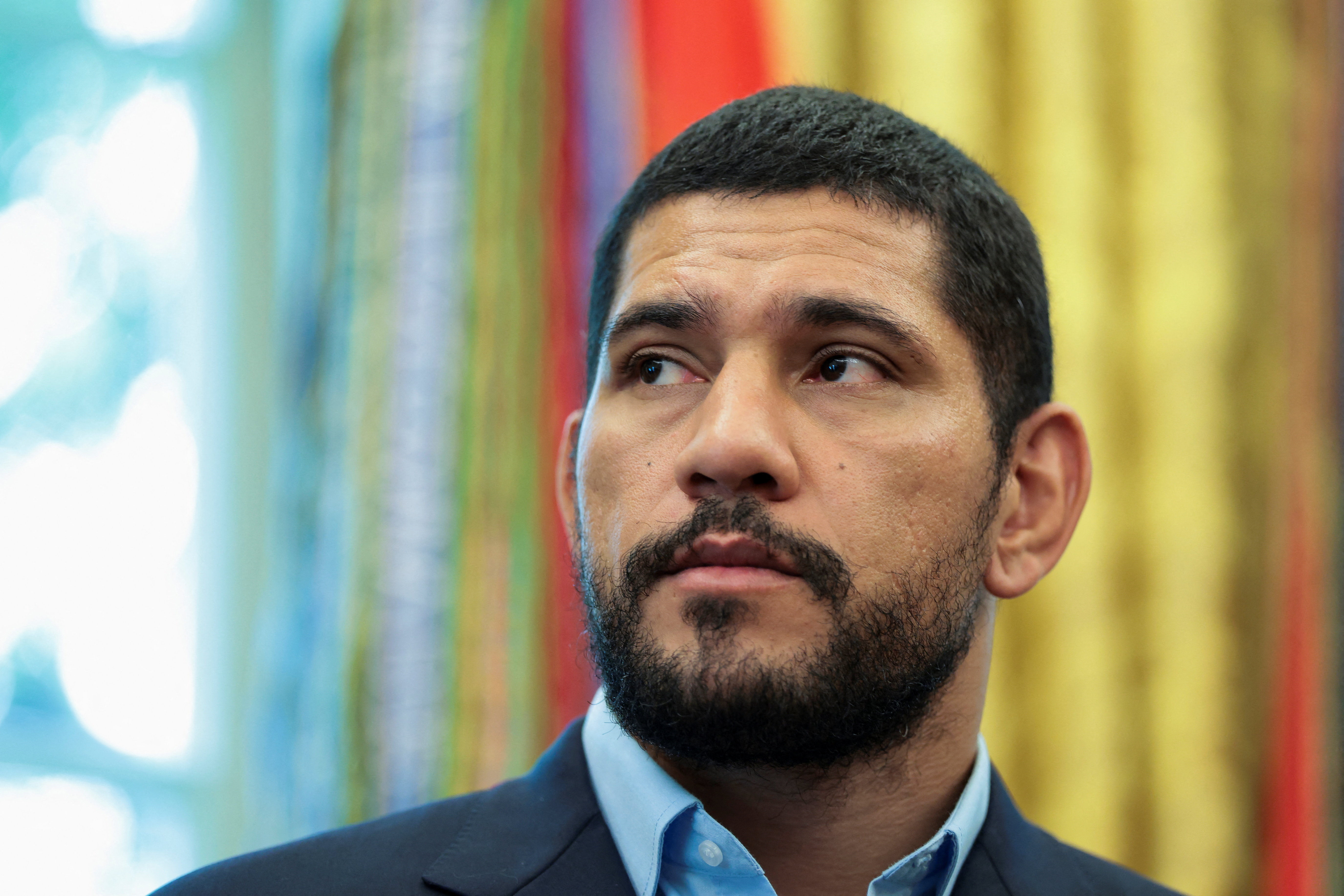Alex Pereira reacts.