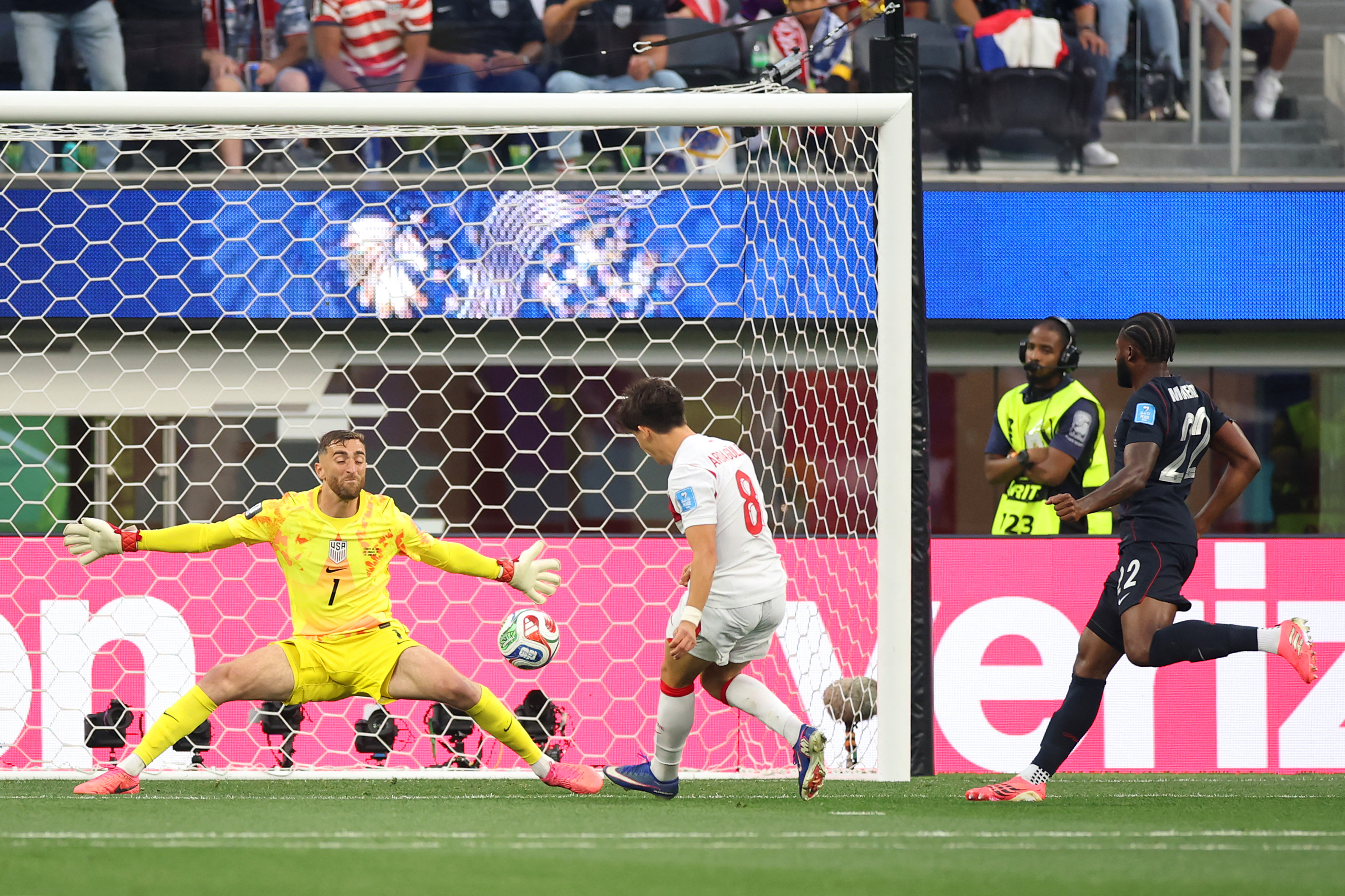 INGLEWOOD, CALIFORNIA - JUNE 25: Arda Guler #8 of Turkiye scores his team's first goal during the FIFA World Cup 2026 Group D match between Türkiye and USA at Los Angeles Stadium on June 25, 2026 in Inglewood, California. Alex Grimm/Getty Images/AFP (Photo by ALEX GRIMM / GETTY IMAGES NORTH AMERICA / Getty Images via AFP)