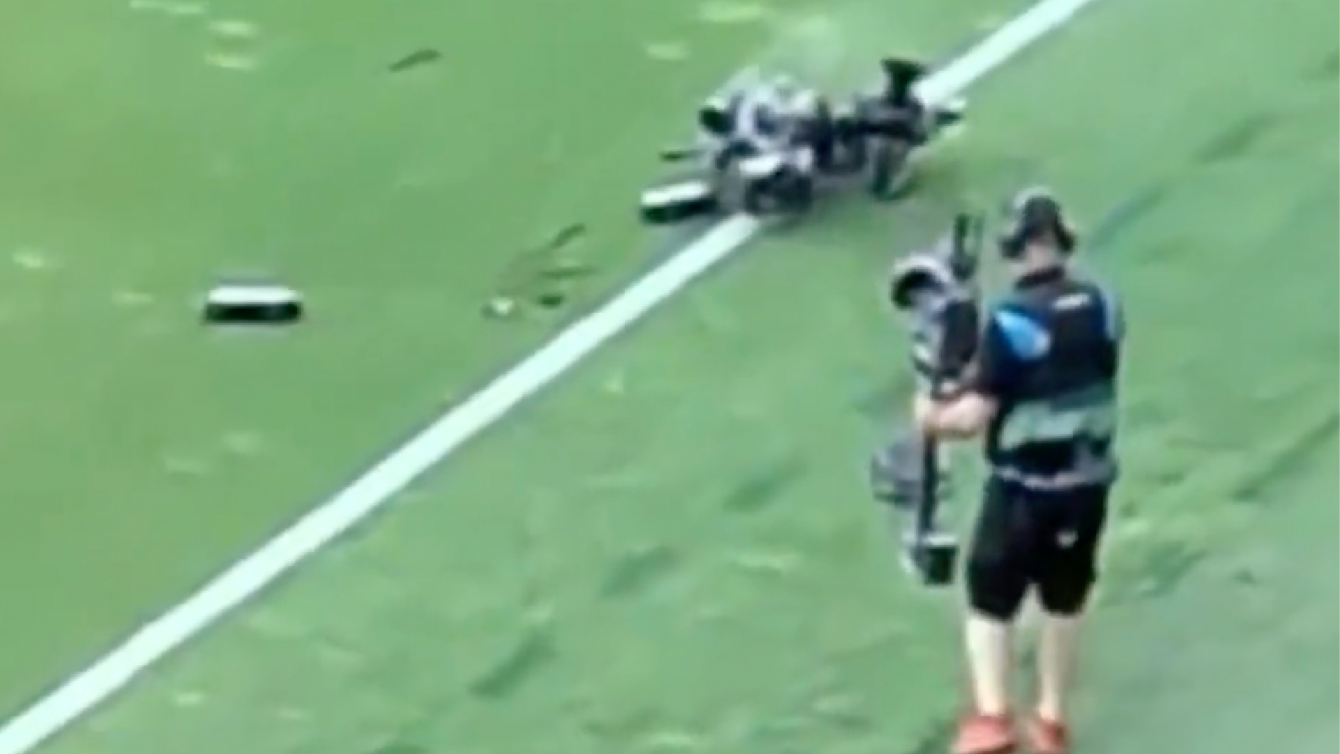 Spidercam crashes onto pitch during Hungary match