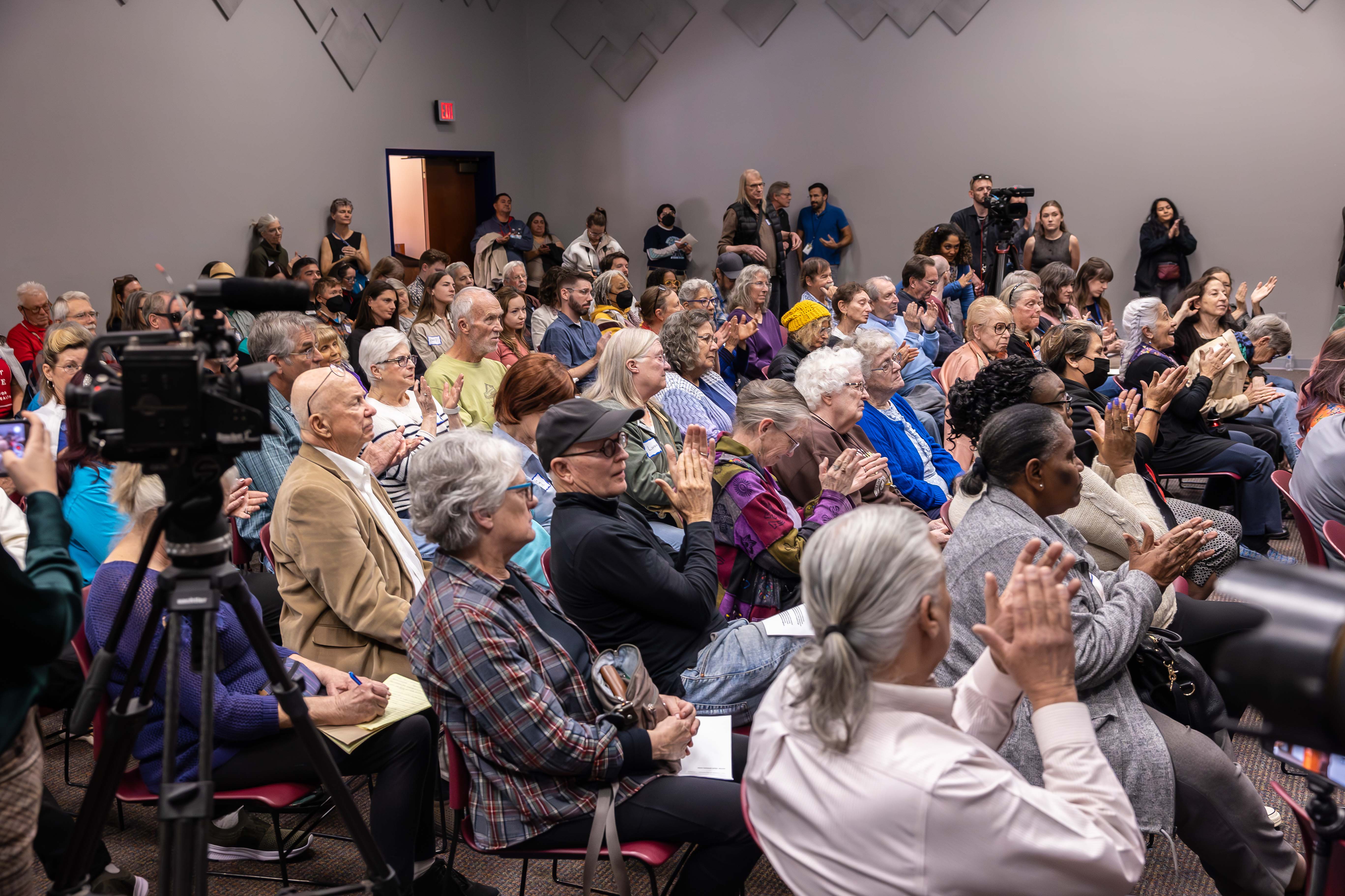 Residents raising concerns with city councillors in Colorado, US