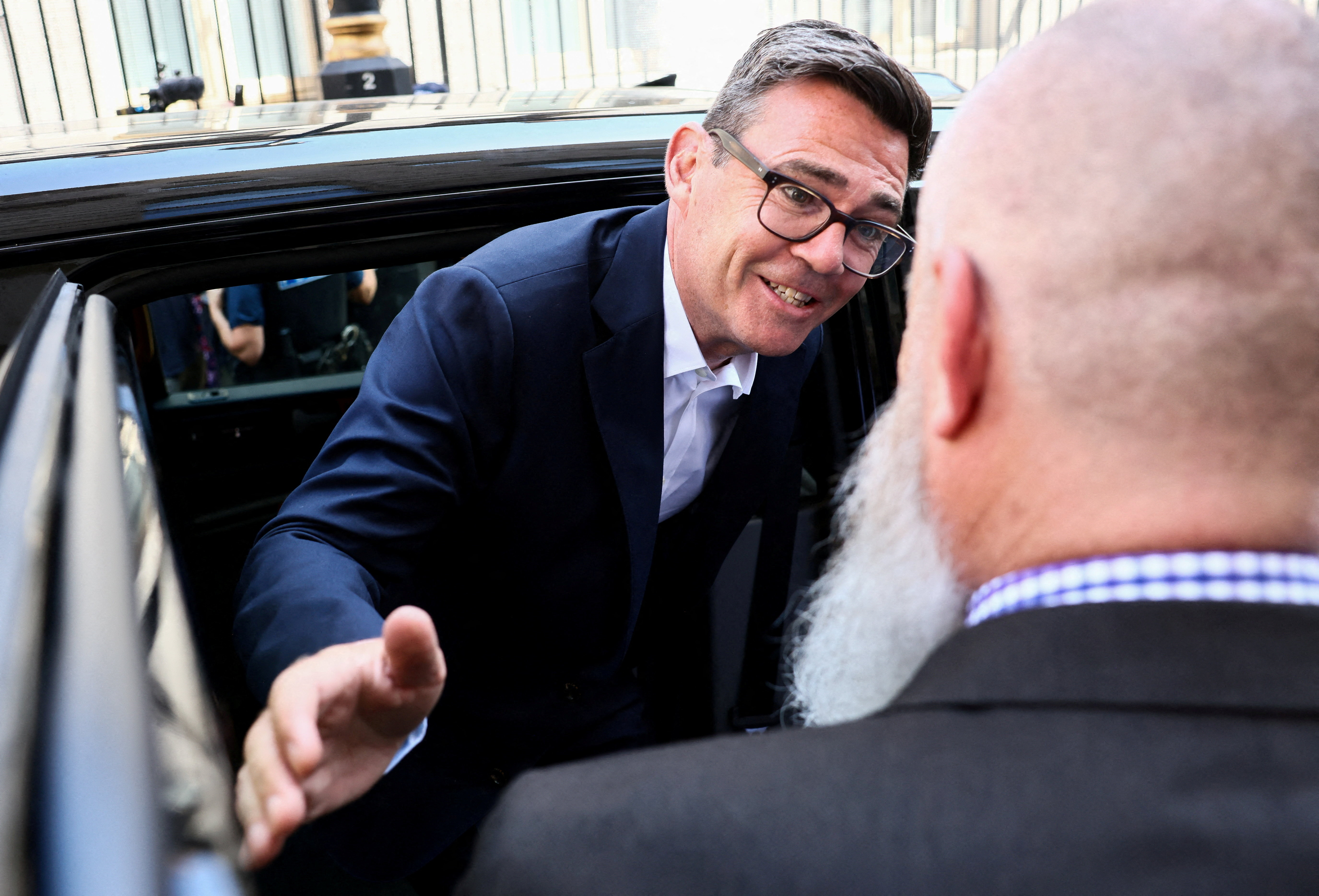 Newly elected Makerfield MP and former Greater Manchester Mayor Andy Burnham arrives at Derby Gate by the Houses of Parliament, following Britain's Prime Minister Keir Starmer's announcement of the timeline for his resignation, in London, Britain, June 22, 2026. REUTERS/Jack Taylor TPX IMAGES OF THE DAY