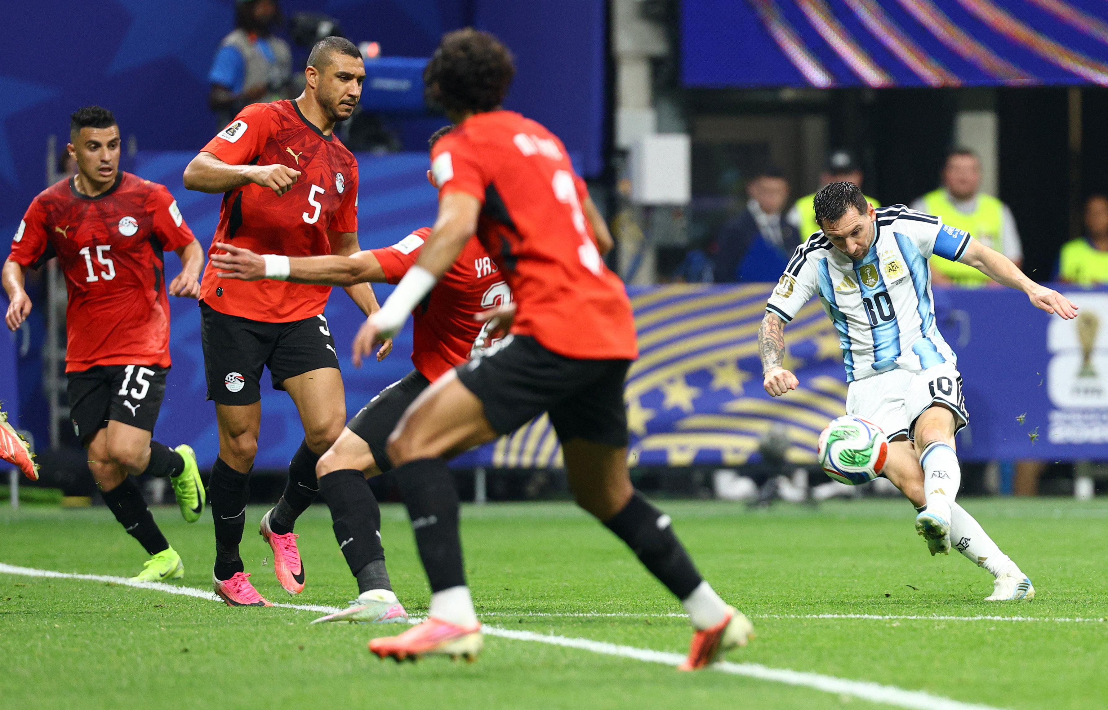 Messi shoots at goal during the Argentina-Egypt last-16 tie at Atlanta Stadium
