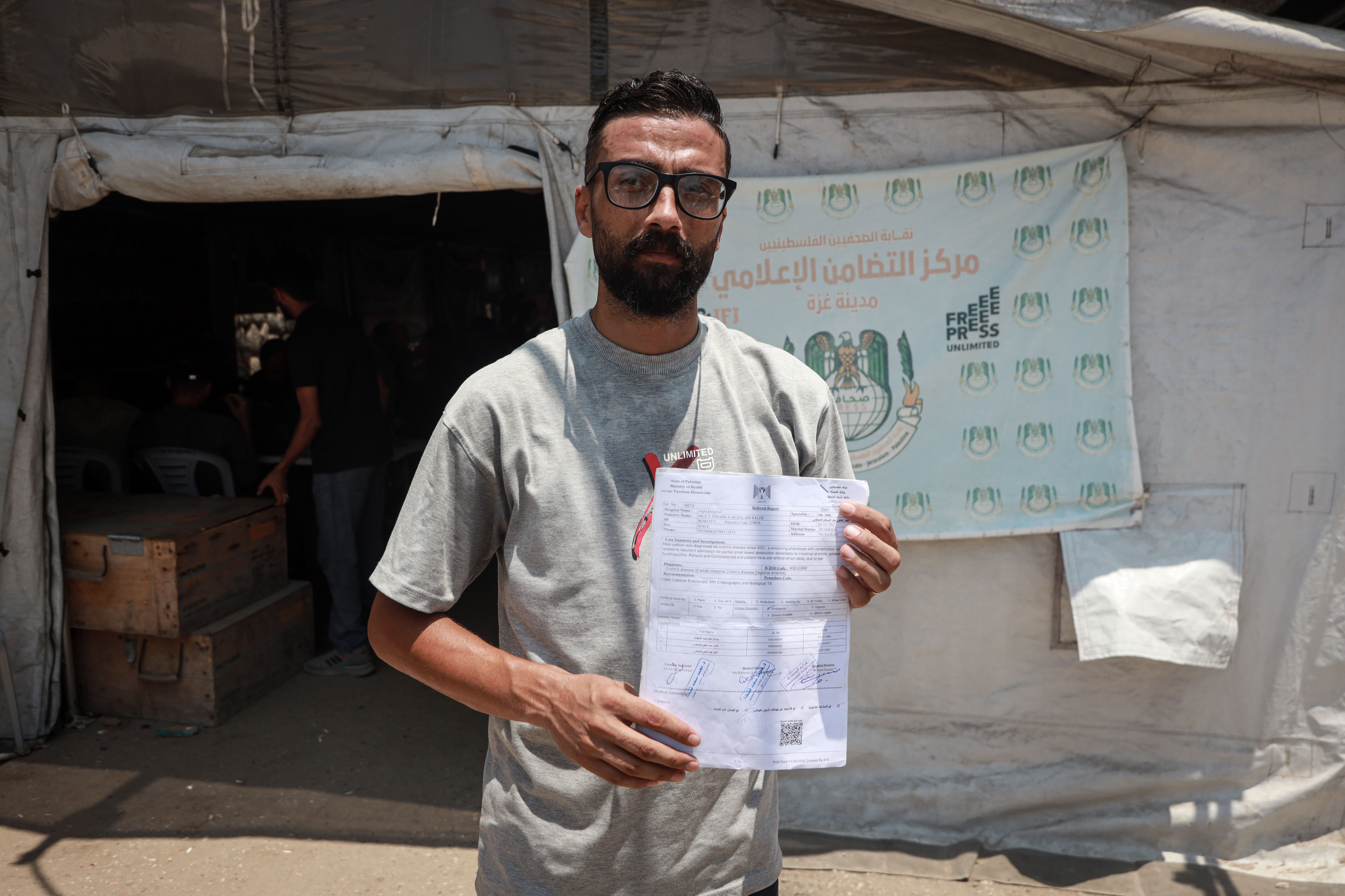 Moaz Al-Salhi, 34, works as a photojournalist and has suffered from Crohn’s disease since before the war. His condition has worsened in stages during the war due to his inability to travel for treatment