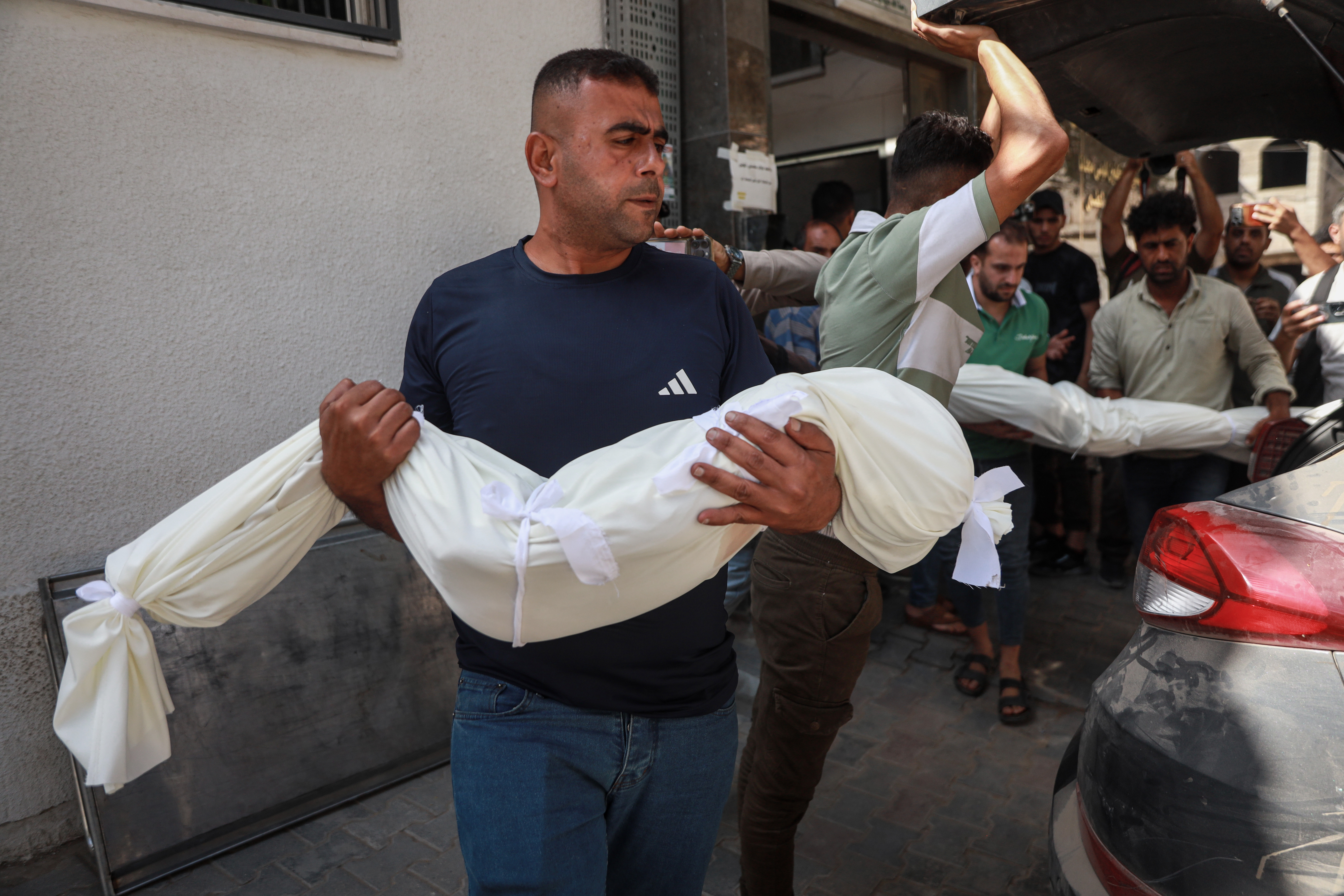 Funeral of Palestinians killed in Israeli bombing on a civilian vehicle