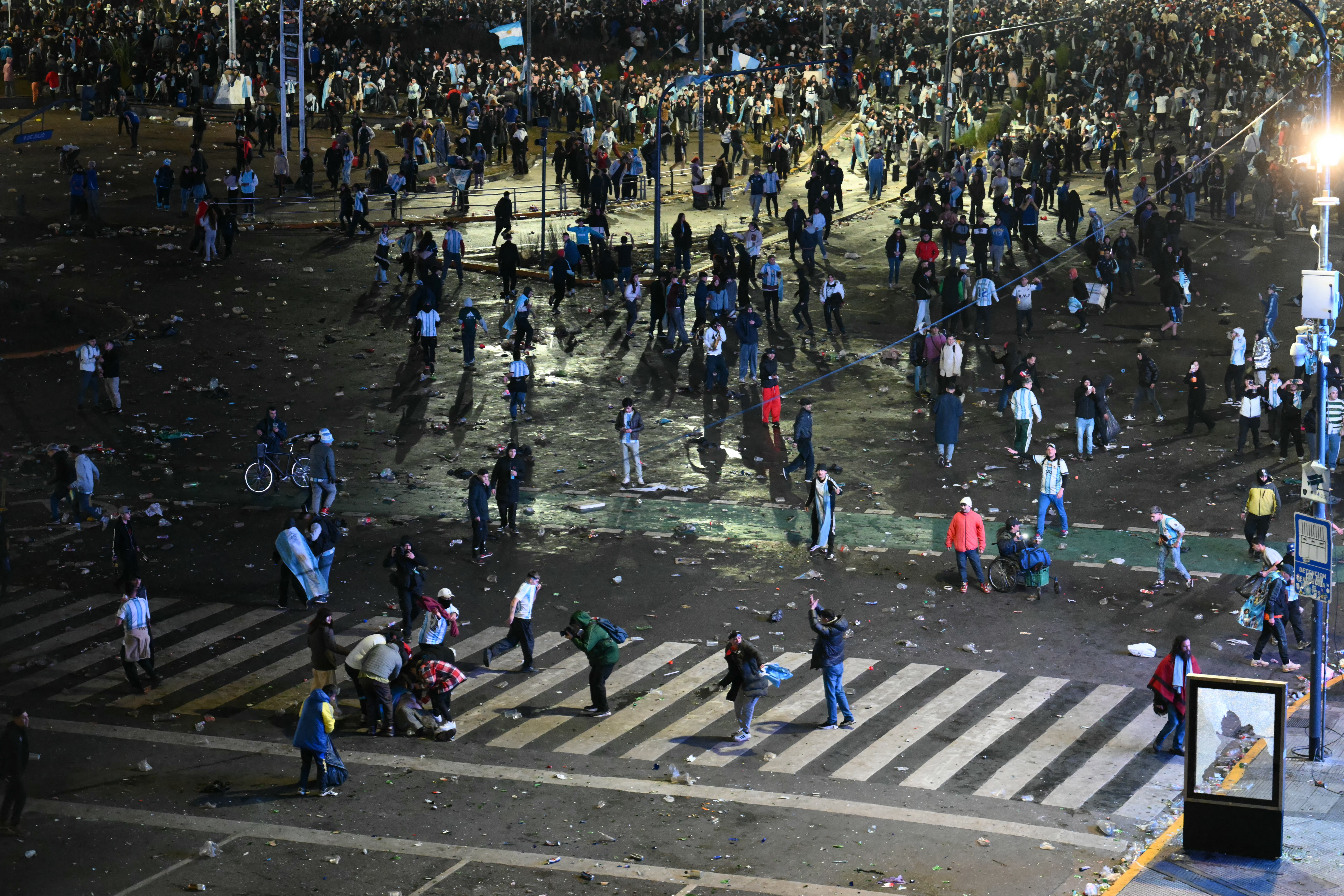 Argentina's fans clash with riot police